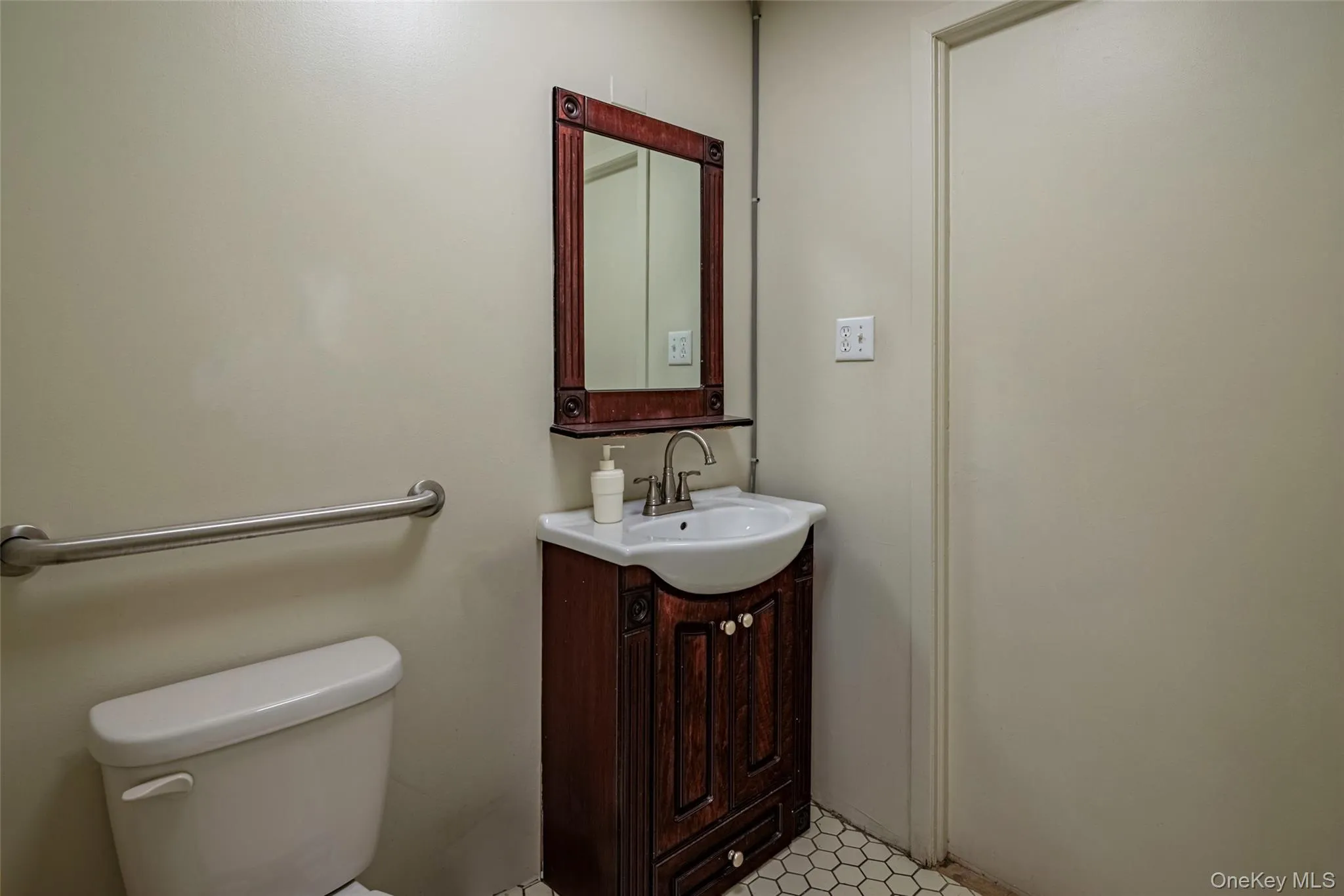 42-02 192nd Street, New York, NY, ,Commercial Lease,For Rent,192nd,0,998537 42-02 192nd Street, New York, NY, ,Commercial Lease,For Rent,192nd,0,998537