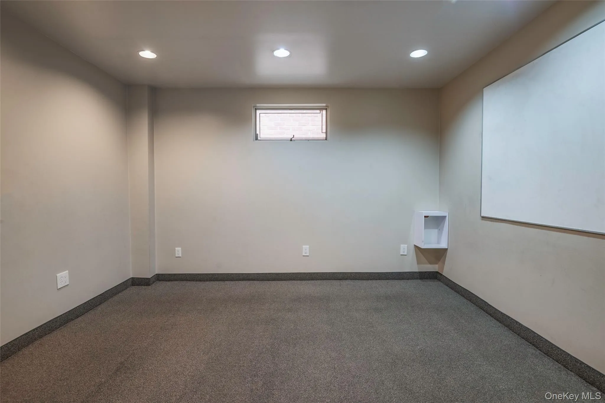 42-02 192nd Street, New York, NY, ,Commercial Lease,For Rent,192nd,0,998537 42-02 192nd Street, New York, NY, ,Commercial Lease,For Rent,192nd,0,998537