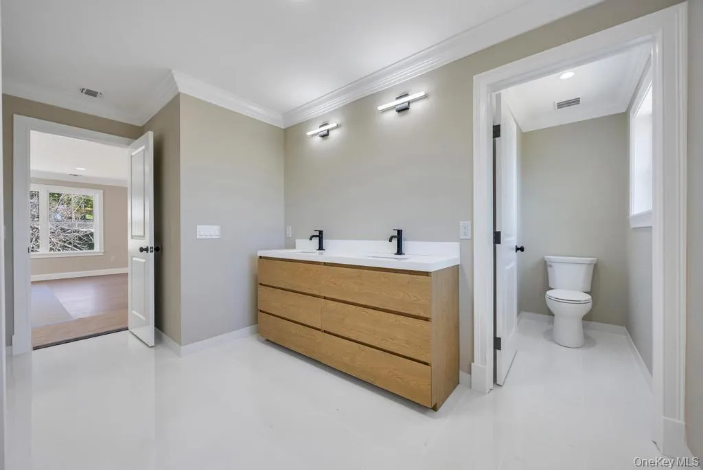 44 Elder Avenue, Brookhaven, NY, 4 Bedrooms Bedrooms, 9 Rooms Rooms,3 BathroomsBathrooms,Residential Sale,For Rent,Elder,0,998538 44 Elder Avenue, Brookhaven, NY, 4 Bedrooms Bedrooms, 9 Rooms Rooms,3 BathroomsBathrooms,Residential Sale,For Rent,Elder,0,998538
