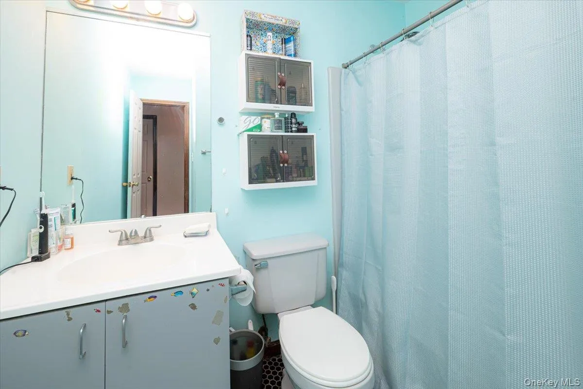 219 Kensington Avenue, Islip, NY, 5 Bedrooms Bedrooms, 10 Rooms Rooms,3 BathroomsBathrooms,Residential,For Rent,Kensington,0,998539 219 Kensington Avenue, Islip, NY, 5 Bedrooms Bedrooms, 10 Rooms Rooms,3 BathroomsBathrooms,Residential,For Rent,Kensington,0,998539
