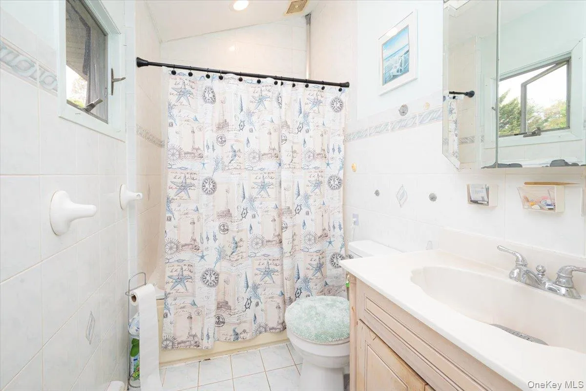 219 Kensington Avenue, Islip, NY, 5 Bedrooms Bedrooms, 10 Rooms Rooms,3 BathroomsBathrooms,Residential,For Rent,Kensington,0,998539 219 Kensington Avenue, Islip, NY, 5 Bedrooms Bedrooms, 10 Rooms Rooms,3 BathroomsBathrooms,Residential,For Rent,Kensington,0,998539