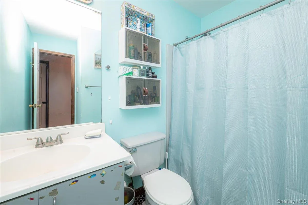219 Kensington Avenue, Islip, NY, 5 Bedrooms Bedrooms, 10 Rooms Rooms,3 BathroomsBathrooms,Residential,For Rent,Kensington,0,998539 219 Kensington Avenue, Islip, NY, 5 Bedrooms Bedrooms, 10 Rooms Rooms,3 BathroomsBathrooms,Residential,For Rent,Kensington,0,998539