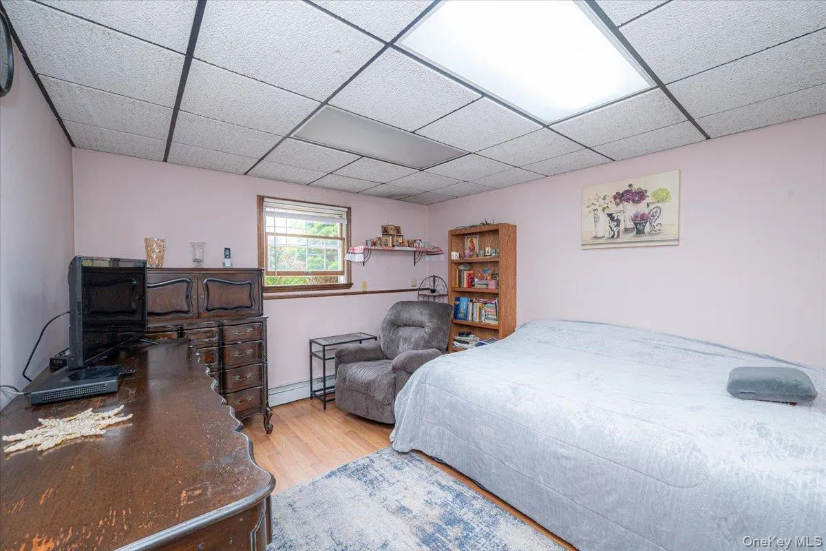 219 Kensington Avenue, Islip, NY, 5 Bedrooms Bedrooms, 10 Rooms Rooms,3 BathroomsBathrooms,Residential,For Rent,Kensington,0,998539 219 Kensington Avenue, Islip, NY, 5 Bedrooms Bedrooms, 10 Rooms Rooms,3 BathroomsBathrooms,Residential,For Rent,Kensington,0,998539