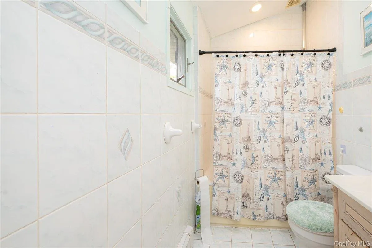 219 Kensington Avenue, Islip, NY, 5 Bedrooms Bedrooms, 10 Rooms Rooms,3 BathroomsBathrooms,Residential,For Rent,Kensington,0,998539 219 Kensington Avenue, Islip, NY, 5 Bedrooms Bedrooms, 10 Rooms Rooms,3 BathroomsBathrooms,Residential,For Rent,Kensington,0,998539