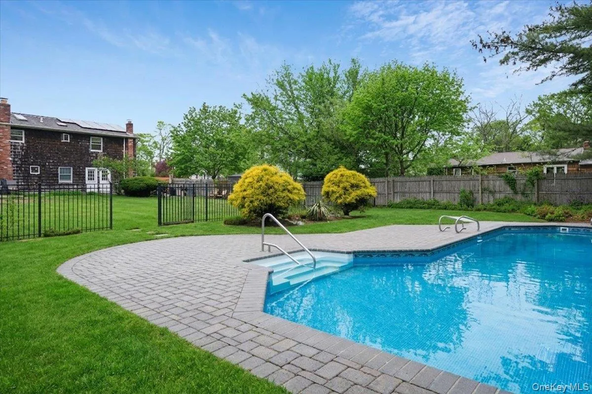 219 Kensington Avenue, Islip, NY, 5 Bedrooms Bedrooms, 10 Rooms Rooms,3 BathroomsBathrooms,Residential,For Rent,Kensington,0,998539 219 Kensington Avenue, Islip, NY, 5 Bedrooms Bedrooms, 10 Rooms Rooms,3 BathroomsBathrooms,Residential,For Rent,Kensington,0,998539