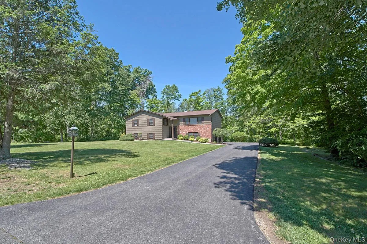 74 Edgewood Road, Ossining, NY, 3 Bedrooms Bedrooms, 8 Rooms Rooms,2 BathroomsBathrooms,Residential Lease,For Rent,Edgewood,0,998540 74 Edgewood Road, Ossining, NY, 3 Bedrooms Bedrooms, 8 Rooms Rooms,2 BathroomsBathrooms,Residential Lease,For Rent,Edgewood,0,998540