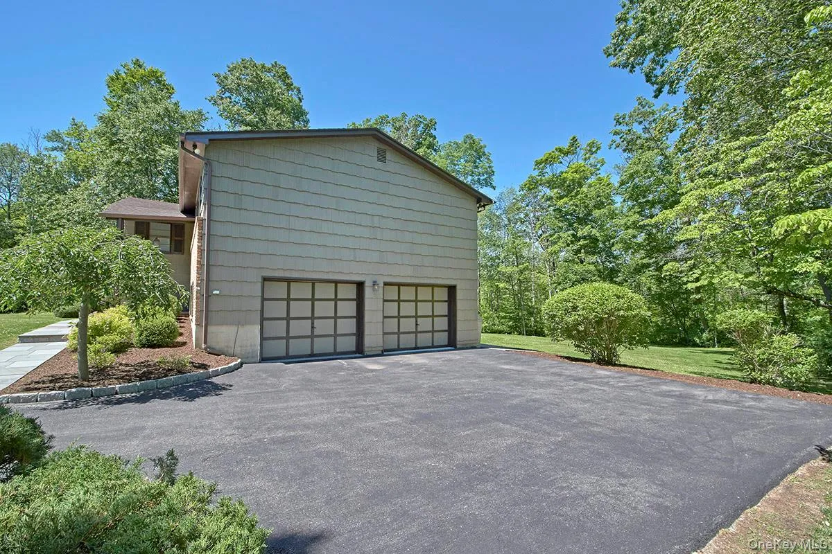 74 Edgewood Road, Ossining, NY, 3 Bedrooms Bedrooms, 8 Rooms Rooms,2 BathroomsBathrooms,Residential Lease,For Rent,Edgewood,0,998540 74 Edgewood Road, Ossining, NY, 3 Bedrooms Bedrooms, 8 Rooms Rooms,2 BathroomsBathrooms,Residential Lease,For Rent,Edgewood,0,998540