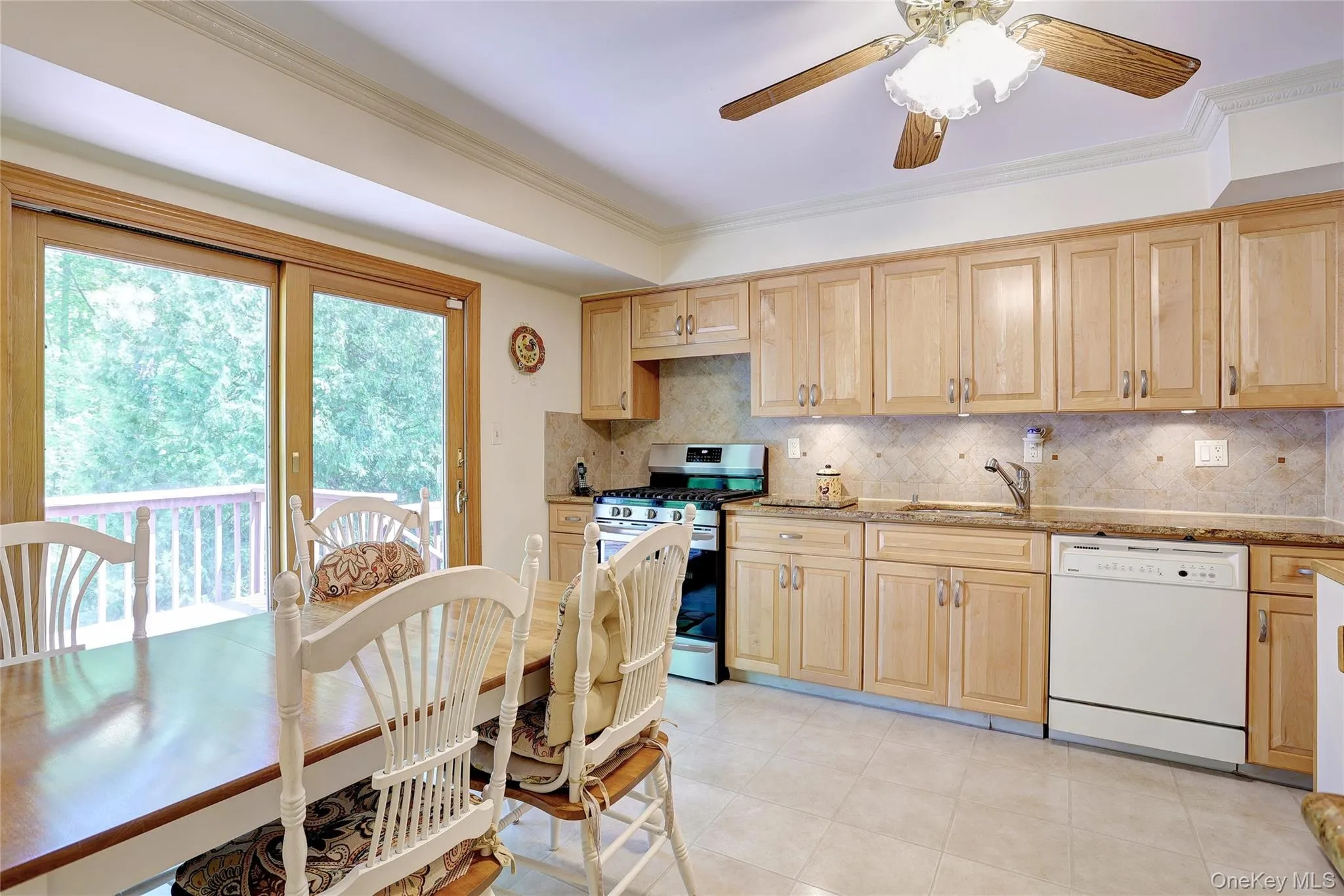 164 Phillips Hill Road, Clarkstown, NY, 4 Bedrooms Bedrooms, 8 Rooms Rooms,2 BathroomsBathrooms,Residential,For Rent,Phillips Hill,0,998542 164 Phillips Hill Road, Clarkstown, NY, 4 Bedrooms Bedrooms, 8 Rooms Rooms,2 BathroomsBathrooms,Residential,For Rent,Phillips Hill,0,998542