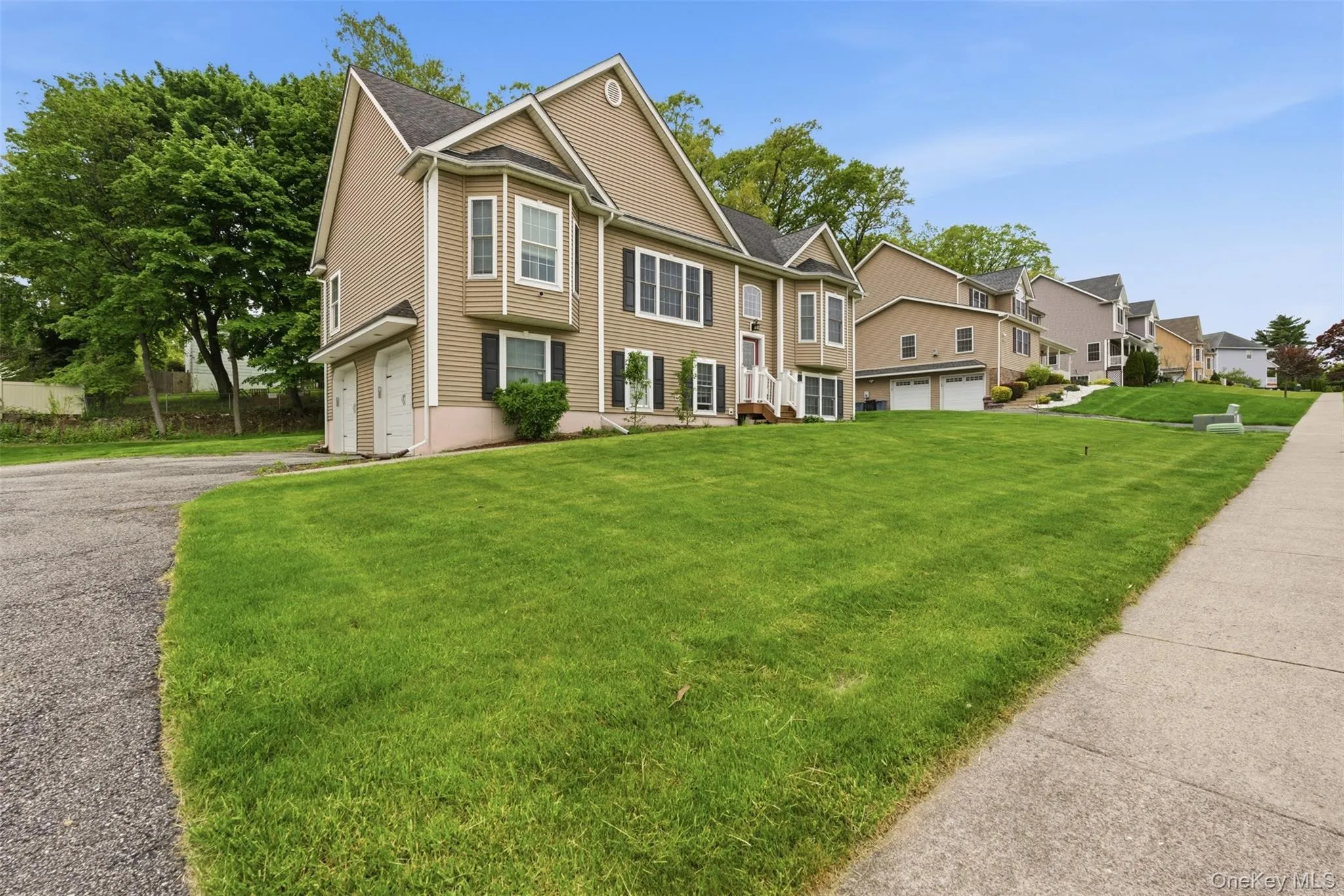 10 Village Gate Way, Monroe, NY, 4 Bedrooms Bedrooms, 8 Rooms Rooms,2 BathroomsBathrooms,Residential,For Rent,Village Gate,0,998546 10 Village Gate Way, Monroe, NY, 4 Bedrooms Bedrooms, 8 Rooms Rooms,2 BathroomsBathrooms,Residential,For Rent,Village Gate,0,998546