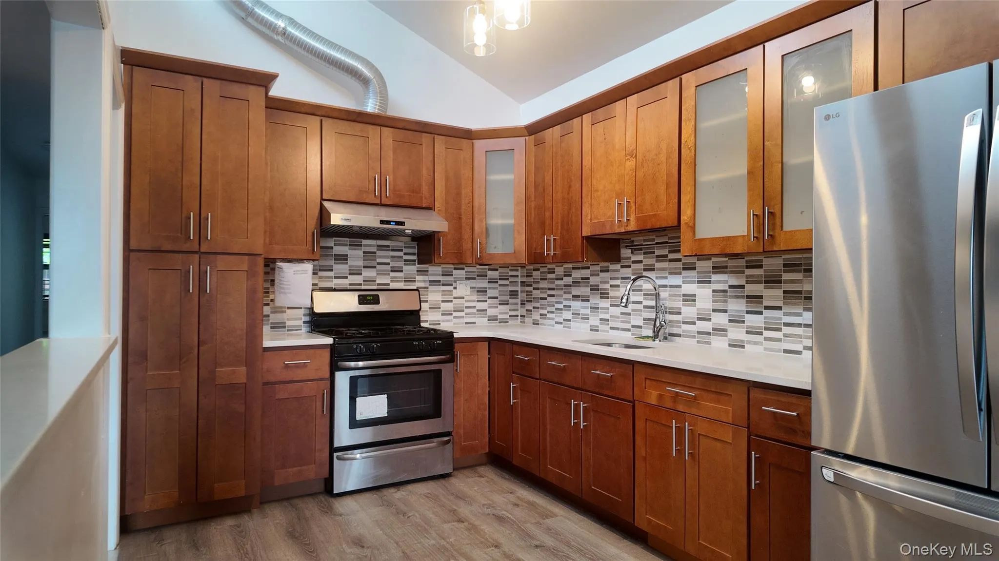 84-40 98 Street, New York, NY, 3 Bedrooms Bedrooms, 7 Rooms Rooms,2 BathroomsBathrooms,Residential Lease,For Rent,98,0,998547 84-40 98 Street, New York, NY, 3 Bedrooms Bedrooms, 7 Rooms Rooms,2 BathroomsBathrooms,Residential Lease,For Rent,98,0,998547