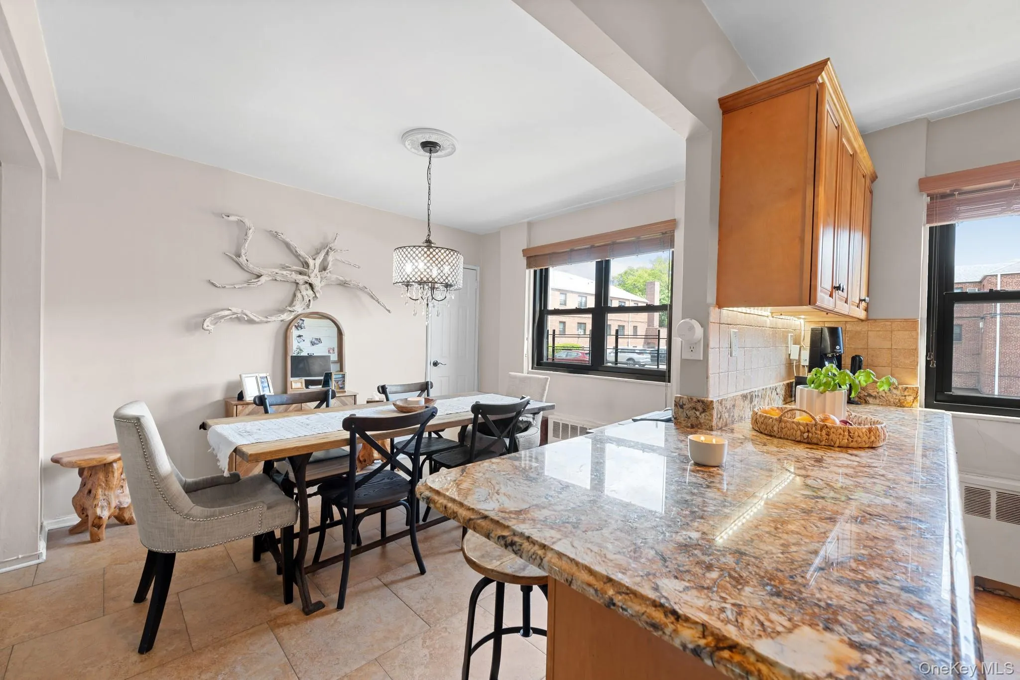 81-16 155, New York, NY, 3 Bedrooms Bedrooms, 5 Rooms Rooms,1 BathroomBathrooms,Residential,For Rent,155,0,998553 81-16 155, New York, NY, 3 Bedrooms Bedrooms, 5 Rooms Rooms,1 BathroomBathrooms,Residential,For Rent,155,0,998553