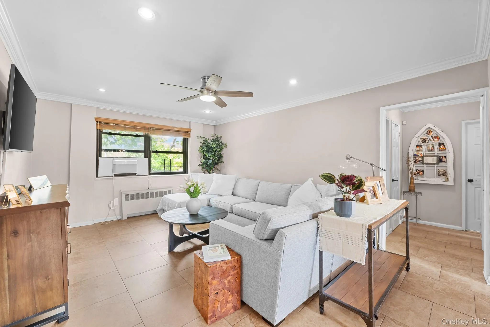 81-16 155, New York, NY, 3 Bedrooms Bedrooms, 5 Rooms Rooms,1 BathroomBathrooms,Residential,For Rent,155,0,998553 81-16 155, New York, NY, 3 Bedrooms Bedrooms, 5 Rooms Rooms,1 BathroomBathrooms,Residential,For Rent,155,0,998553