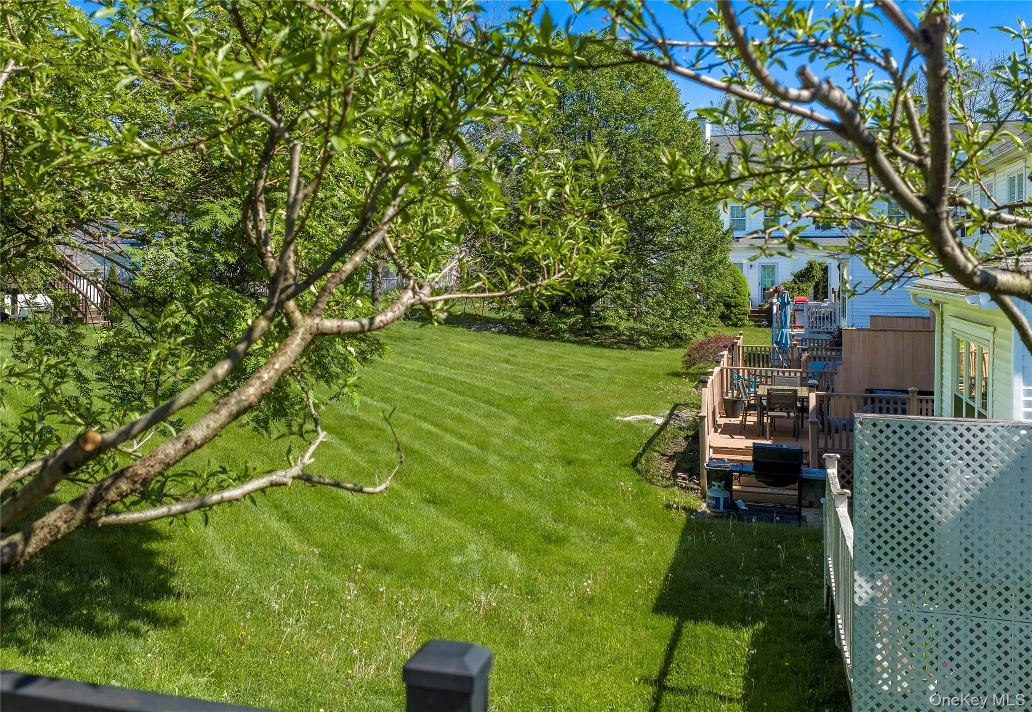 Expansive backyard for all to use. Expansive backyard for all to use.