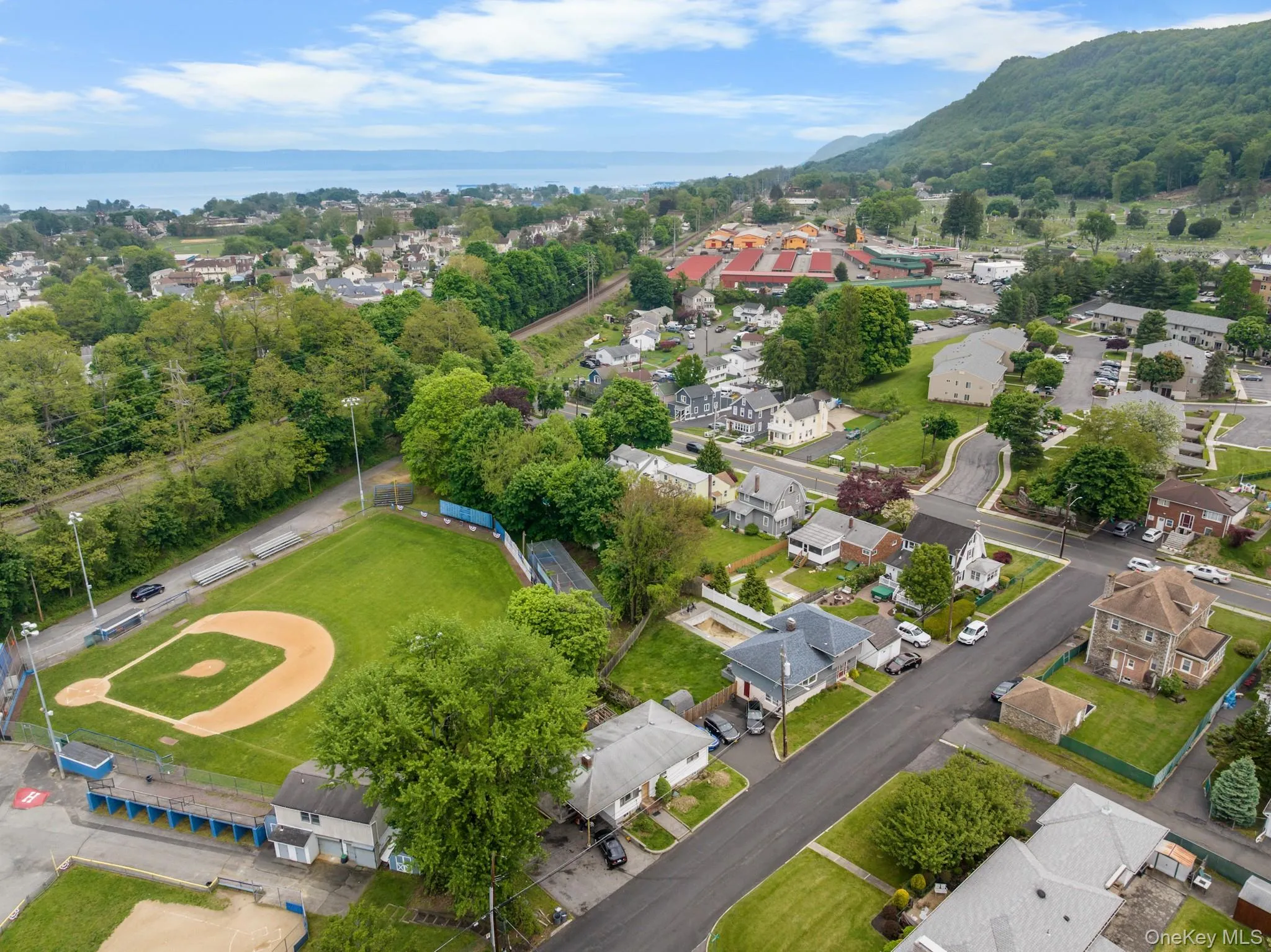 5 Coolidge Street, Haverstraw, NY, 4 Bedrooms Bedrooms, 9 Rooms Rooms,2 BathroomsBathrooms,Residential,For Rent,Coolidge,0,998559 5 Coolidge Street, Haverstraw, NY, 4 Bedrooms Bedrooms, 9 Rooms Rooms,2 BathroomsBathrooms,Residential,For Rent,Coolidge,0,998559