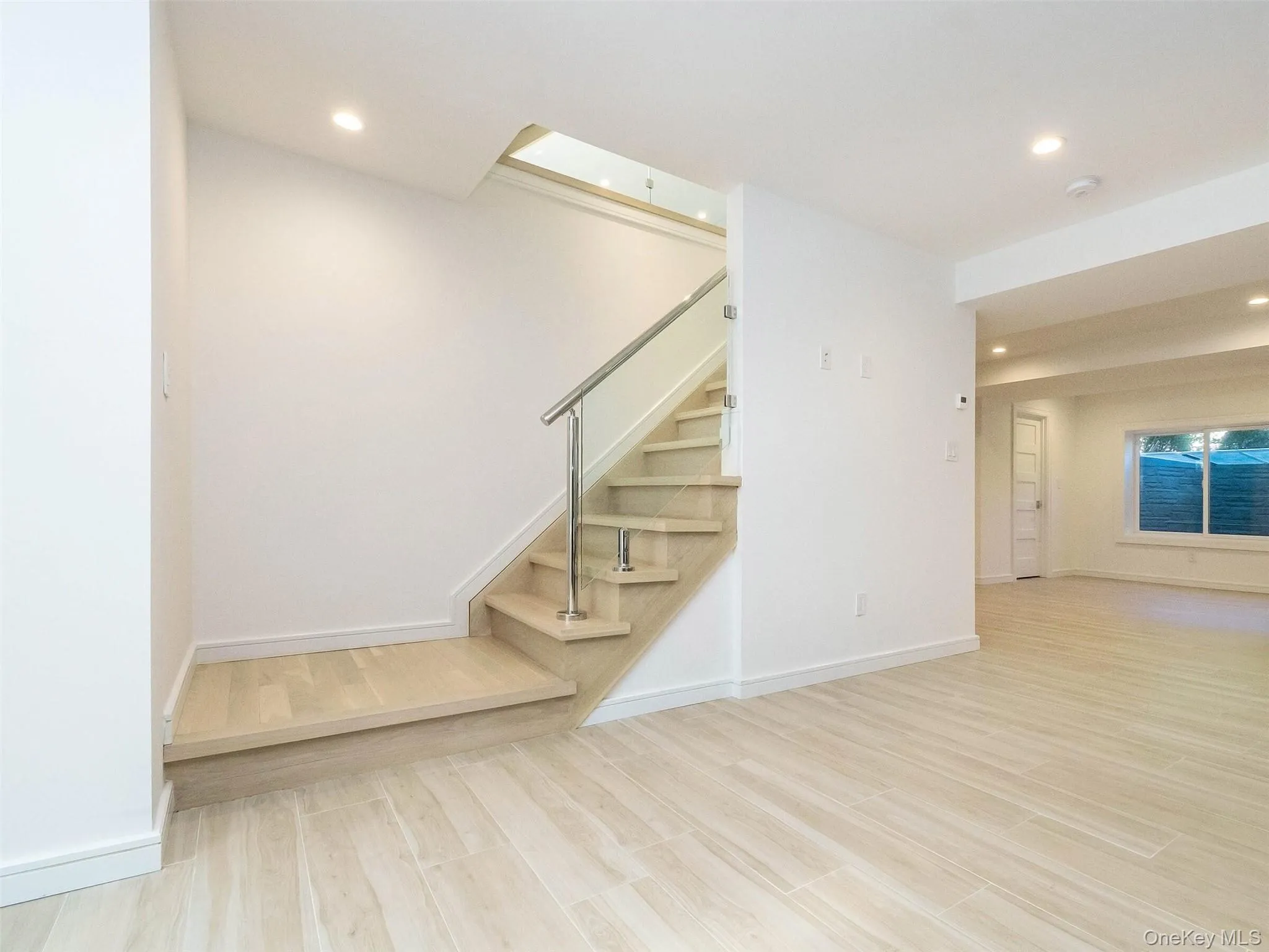 27 Pine Street, North Hempstead, NY, 4 Bedrooms Bedrooms, 8 Rooms Rooms,4 BathroomsBathrooms,Residential Lease,For Rent,Pine,0,998566 27 Pine Street, North Hempstead, NY, 4 Bedrooms Bedrooms, 8 Rooms Rooms,4 BathroomsBathrooms,Residential Lease,For Rent,Pine,0,998566