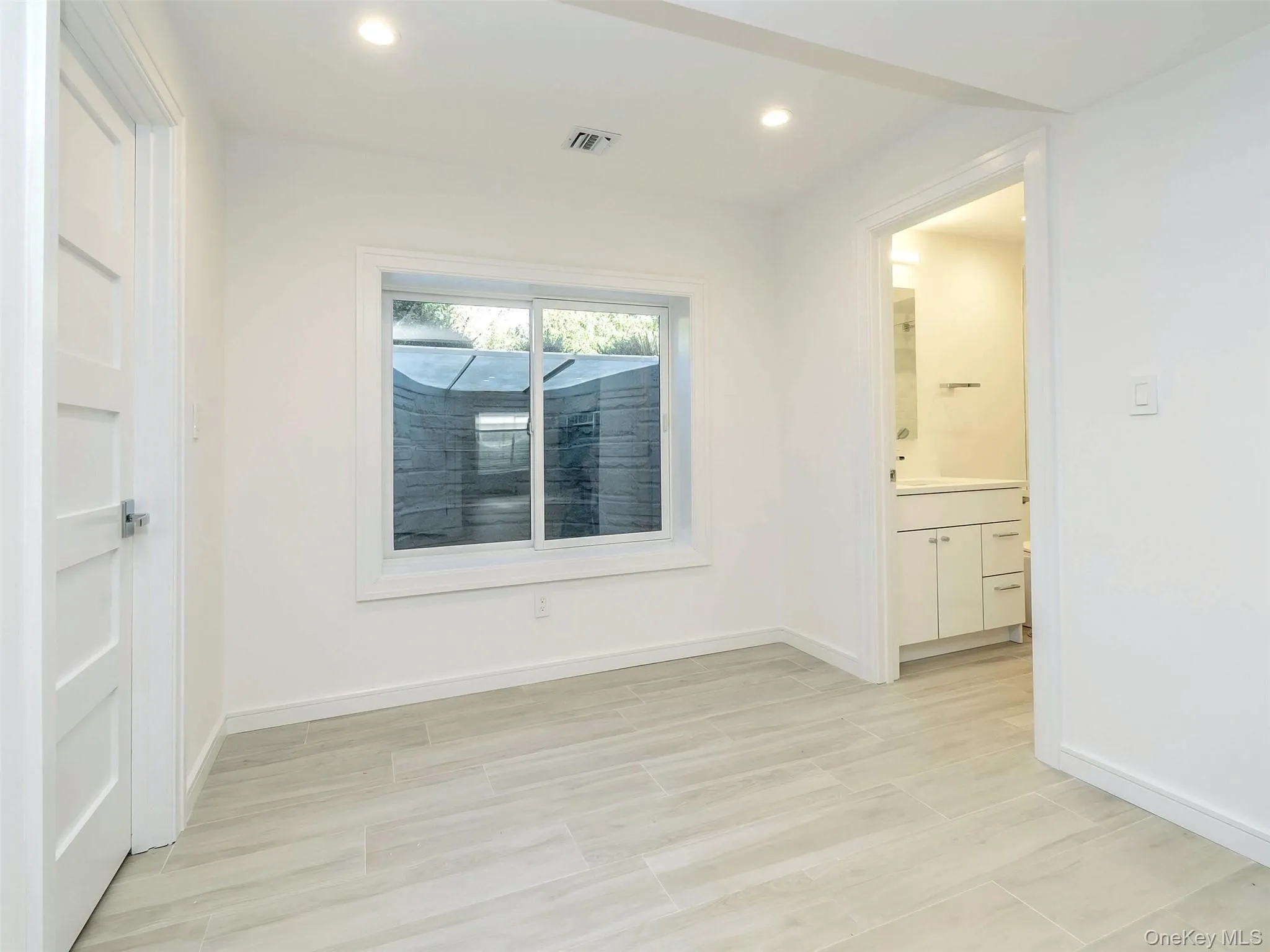 27 Pine Street, North Hempstead, NY, 4 Bedrooms Bedrooms, 8 Rooms Rooms,4 BathroomsBathrooms,Residential Lease,For Rent,Pine,0,998566 27 Pine Street, North Hempstead, NY, 4 Bedrooms Bedrooms, 8 Rooms Rooms,4 BathroomsBathrooms,Residential Lease,For Rent,Pine,0,998566