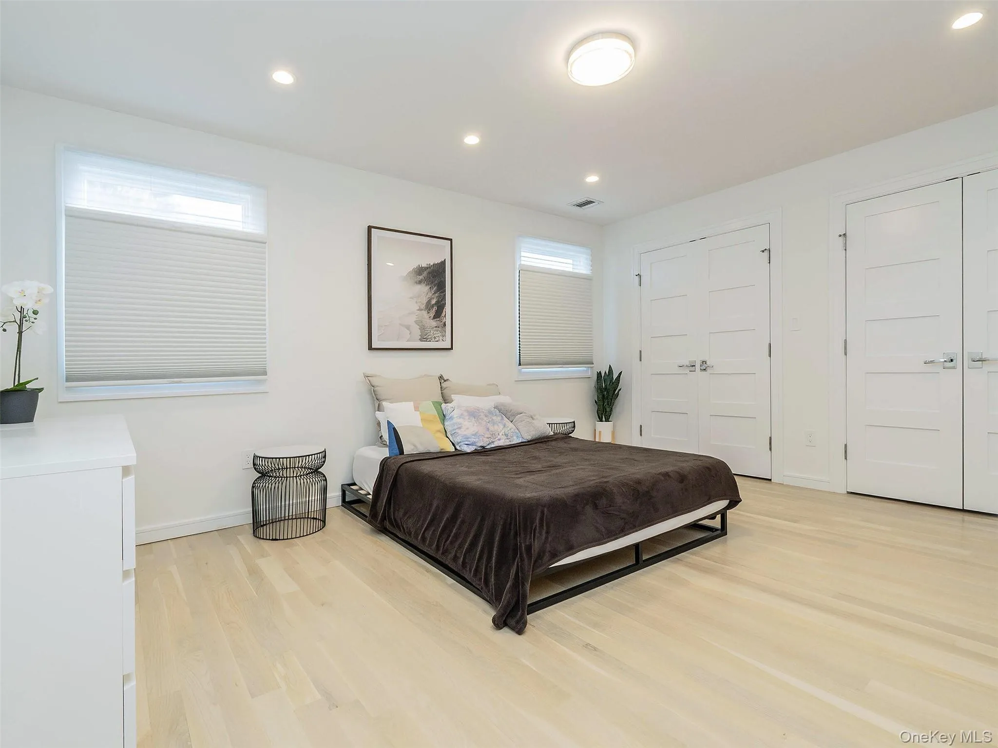 27 Pine Street, North Hempstead, NY, 4 Bedrooms Bedrooms, 8 Rooms Rooms,4 BathroomsBathrooms,Residential Lease,For Rent,Pine,0,998566 27 Pine Street, North Hempstead, NY, 4 Bedrooms Bedrooms, 8 Rooms Rooms,4 BathroomsBathrooms,Residential Lease,For Rent,Pine,0,998566