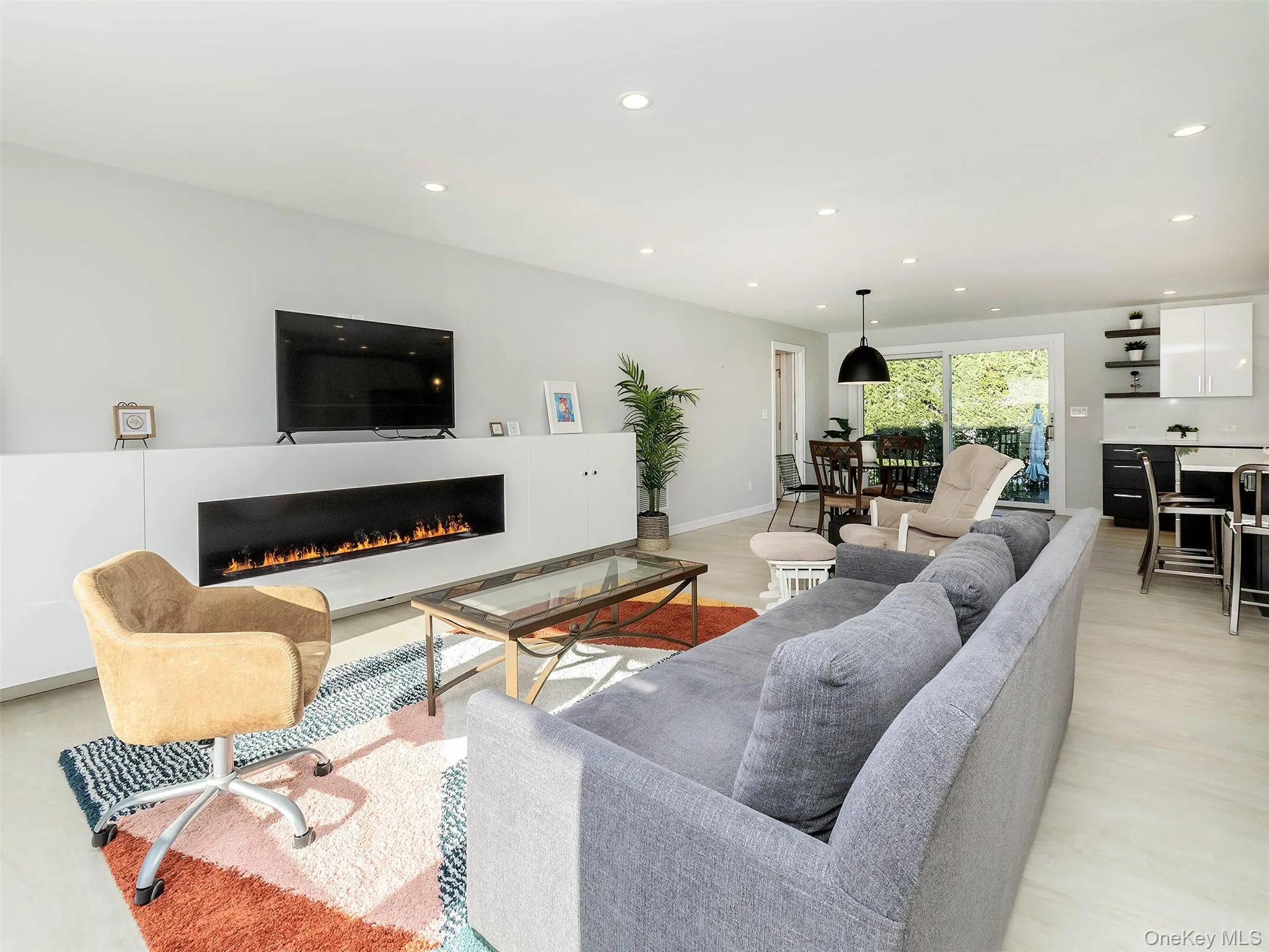 27 Pine Street, North Hempstead, NY, 4 Bedrooms Bedrooms, 8 Rooms Rooms,4 BathroomsBathrooms,Residential Lease,For Rent,Pine,0,998566 27 Pine Street, North Hempstead, NY, 4 Bedrooms Bedrooms, 8 Rooms Rooms,4 BathroomsBathrooms,Residential Lease,For Rent,Pine,0,998566