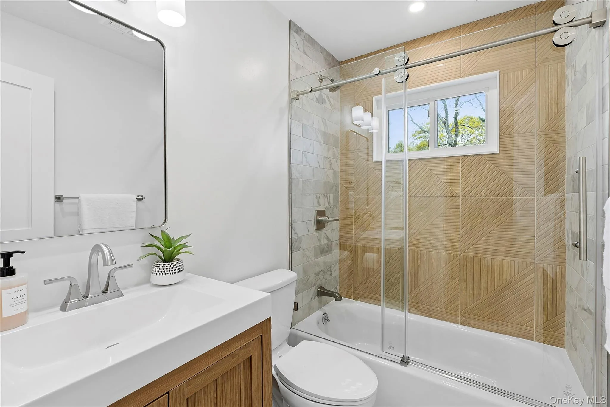 53 Shore Road, Southampton, NY, 3 Bedrooms Bedrooms, 7 Rooms Rooms,2 BathroomsBathrooms,Residential,For Rent,Shore,0,998567 53 Shore Road, Southampton, NY, 3 Bedrooms Bedrooms, 7 Rooms Rooms,2 BathroomsBathrooms,Residential,For Rent,Shore,0,998567