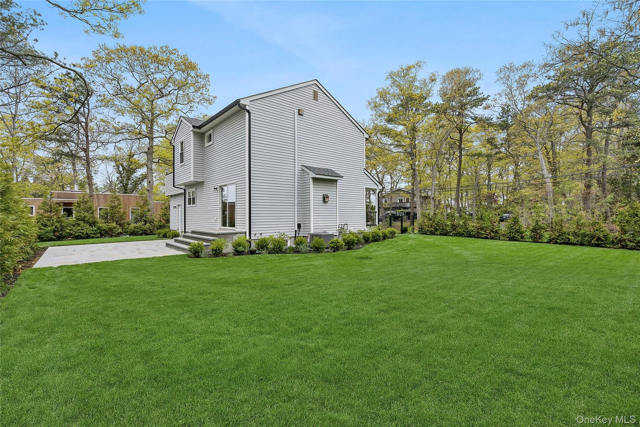 53 Shore Road, Southampton, NY, 3 Bedrooms Bedrooms, 7 Rooms Rooms,2 BathroomsBathrooms,Residential,For Rent,Shore,0,998567 53 Shore Road, Southampton, NY, 3 Bedrooms Bedrooms, 7 Rooms Rooms,2 BathroomsBathrooms,Residential,For Rent,Shore,0,998567