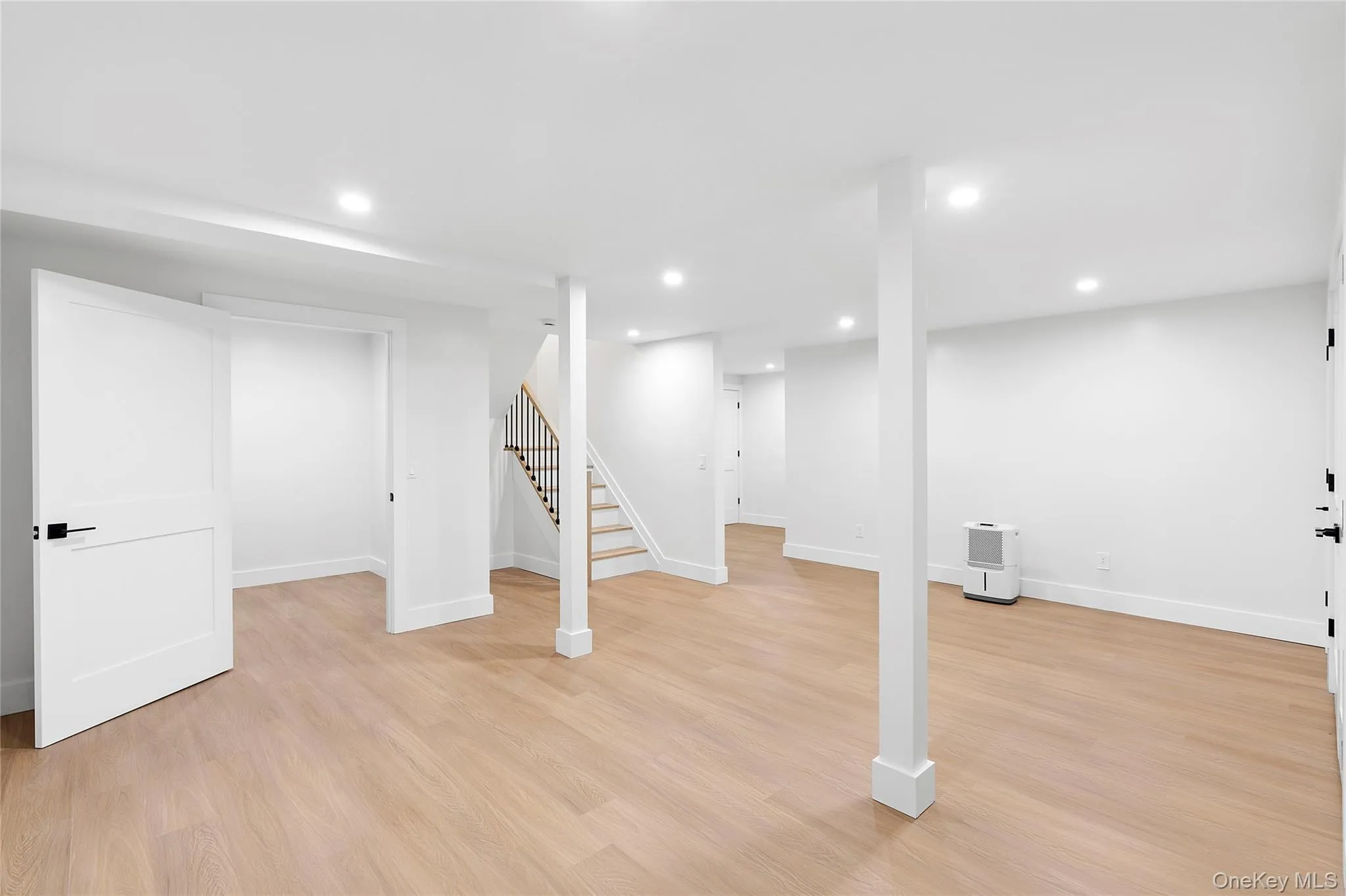 53 Shore Road, Southampton, NY, 3 Bedrooms Bedrooms, 7 Rooms Rooms,2 BathroomsBathrooms,Residential,For Rent,Shore,0,998567 53 Shore Road, Southampton, NY, 3 Bedrooms Bedrooms, 7 Rooms Rooms,2 BathroomsBathrooms,Residential,For Rent,Shore,0,998567