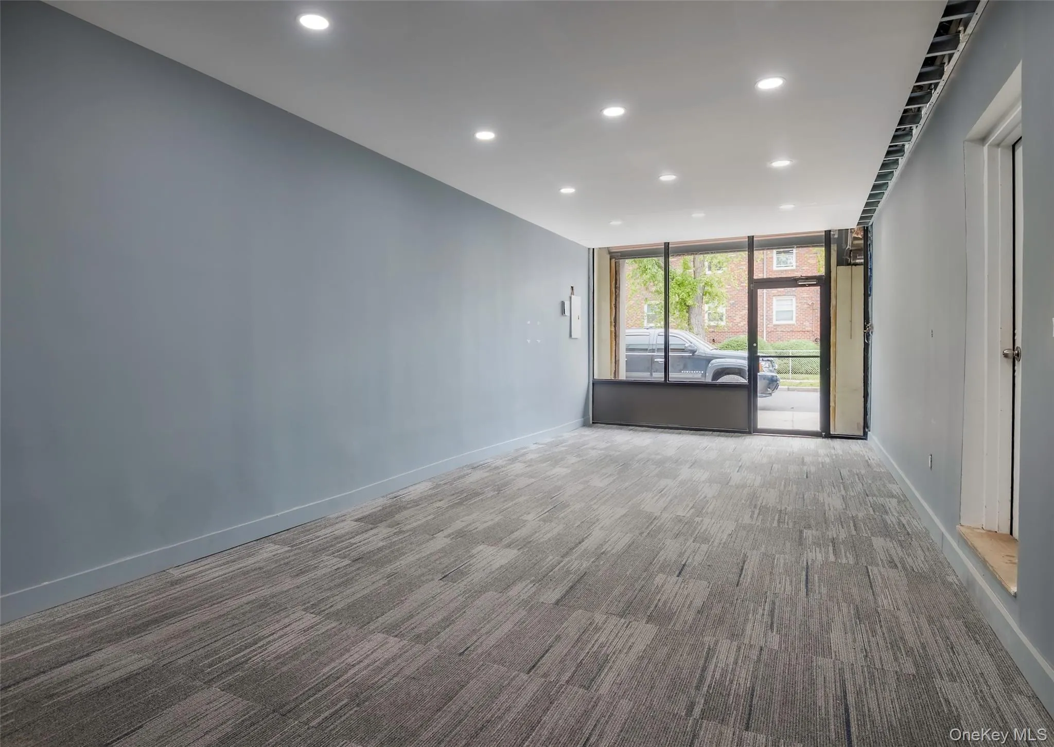 42-04/06 192nd Street, New York, NY, ,Commercial Lease,For Rent,192nd,0,998568 42-04/06 192nd Street, New York, NY, ,Commercial Lease,For Rent,192nd,0,998568