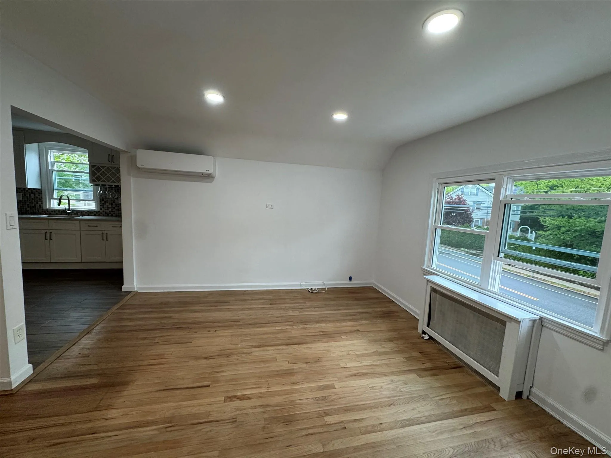 630 Tulip Avenue, Hempstead, NY, 3 Bedrooms Bedrooms, 4 Rooms Rooms,1 BathroomBathrooms,Residential Lease,For Rent,Tulip,0,998571 630 Tulip Avenue, Hempstead, NY, 3 Bedrooms Bedrooms, 4 Rooms Rooms,1 BathroomBathrooms,Residential Lease,For Rent,Tulip,0,998571