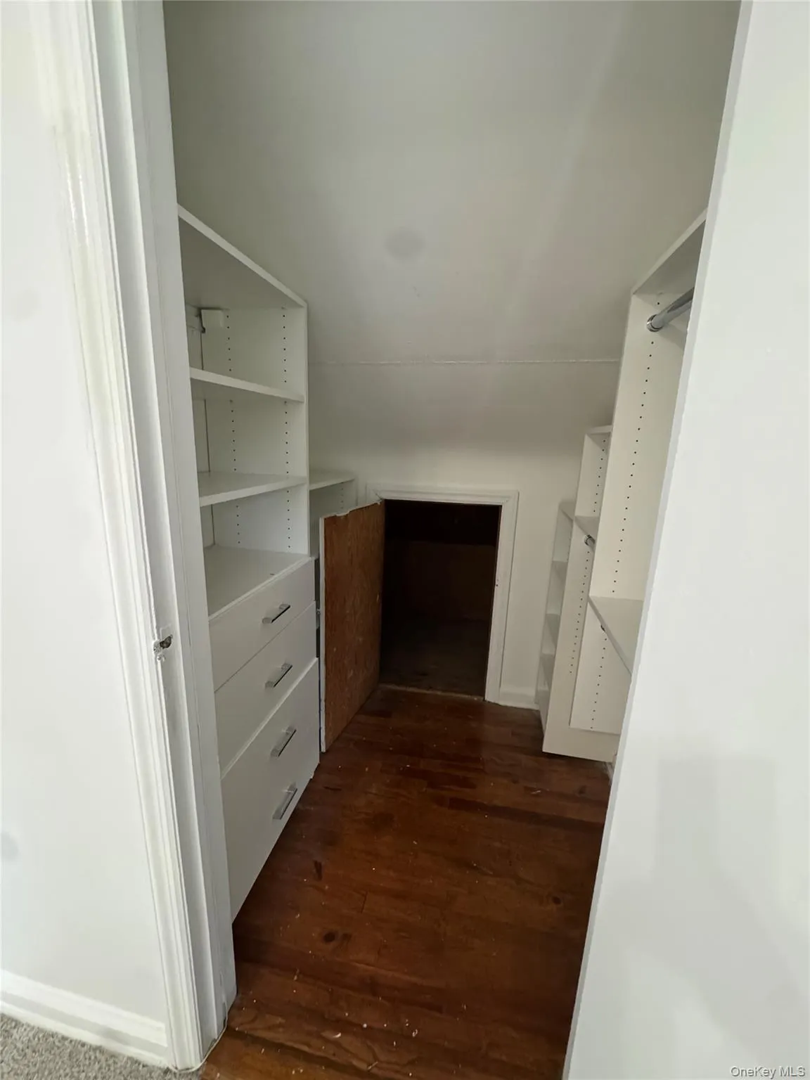 630 Tulip Avenue, Hempstead, NY, 3 Bedrooms Bedrooms, 4 Rooms Rooms,1 BathroomBathrooms,Residential Lease,For Rent,Tulip,0,998571 630 Tulip Avenue, Hempstead, NY, 3 Bedrooms Bedrooms, 4 Rooms Rooms,1 BathroomBathrooms,Residential Lease,For Rent,Tulip,0,998571
