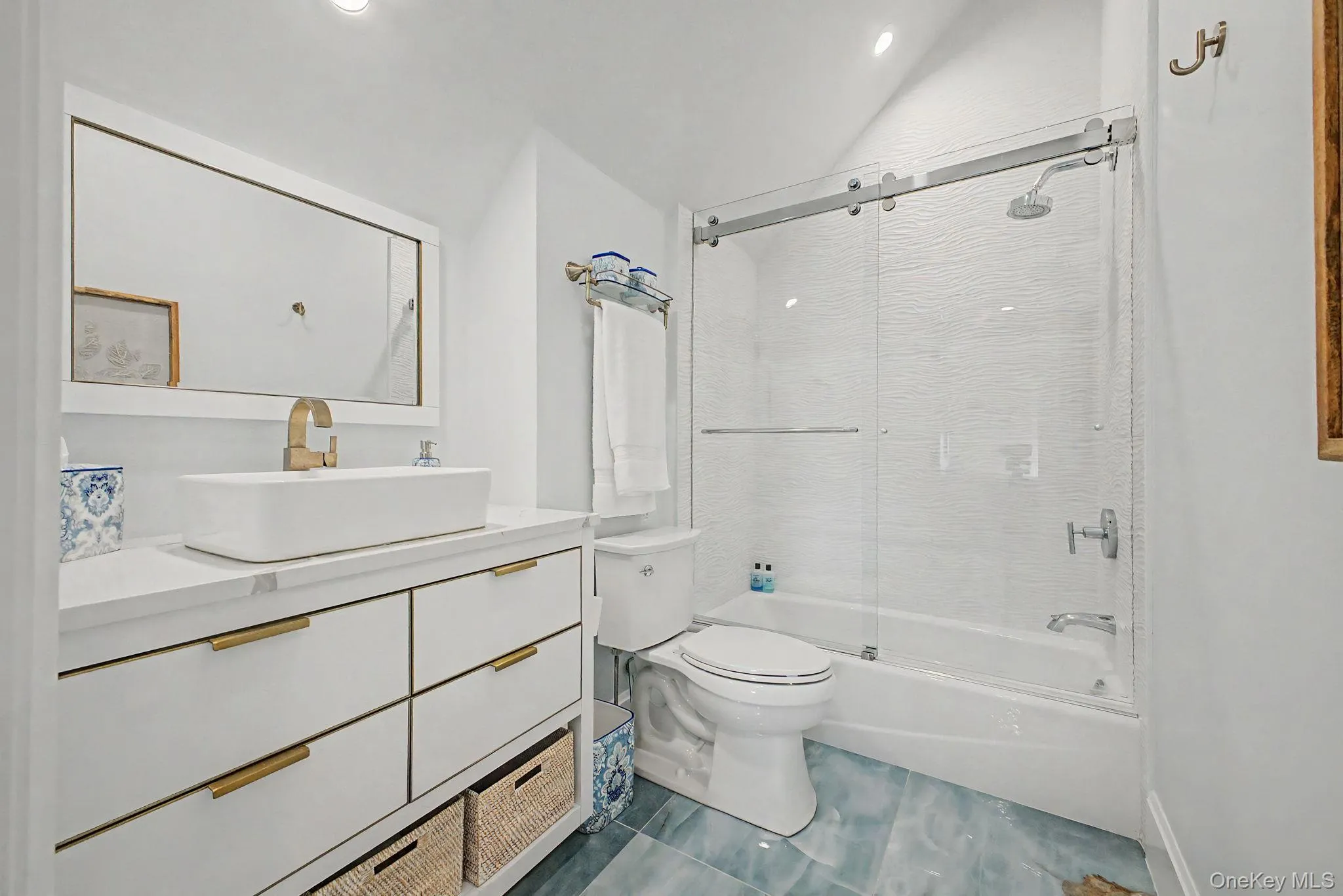 40 Hamilton Drive, New Castle, NY, 4 Bedrooms Bedrooms, 10 Rooms Rooms,4 BathroomsBathrooms,Residential,For Rent,Hamilton,0,998577 40 Hamilton Drive, New Castle, NY, 4 Bedrooms Bedrooms, 10 Rooms Rooms,4 BathroomsBathrooms,Residential,For Rent,Hamilton,0,998577