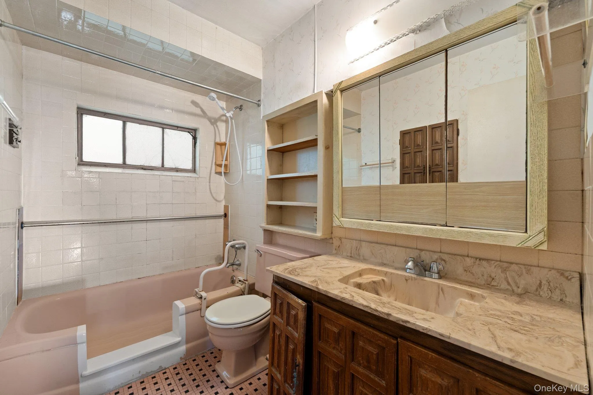 23 Library Lane, Oyster Bay, NY, 4 Bedrooms Bedrooms, 8 Rooms Rooms,2 BathroomsBathrooms,Residential Sale,For Rent,Library,0,998581 23 Library Lane, Oyster Bay, NY, 4 Bedrooms Bedrooms, 8 Rooms Rooms,2 BathroomsBathrooms,Residential Sale,For Rent,Library,0,998581