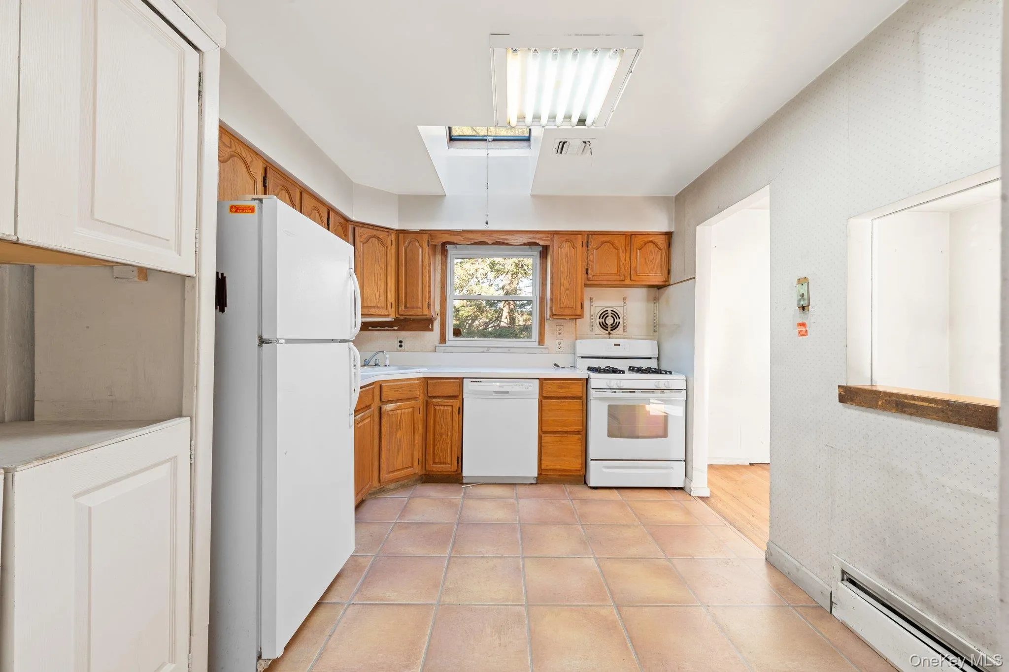 23 Library Lane, Oyster Bay, NY, 4 Bedrooms Bedrooms, 8 Rooms Rooms,2 BathroomsBathrooms,Residential Sale,For Rent,Library,0,998581 23 Library Lane, Oyster Bay, NY, 4 Bedrooms Bedrooms, 8 Rooms Rooms,2 BathroomsBathrooms,Residential Sale,For Rent,Library,0,998581