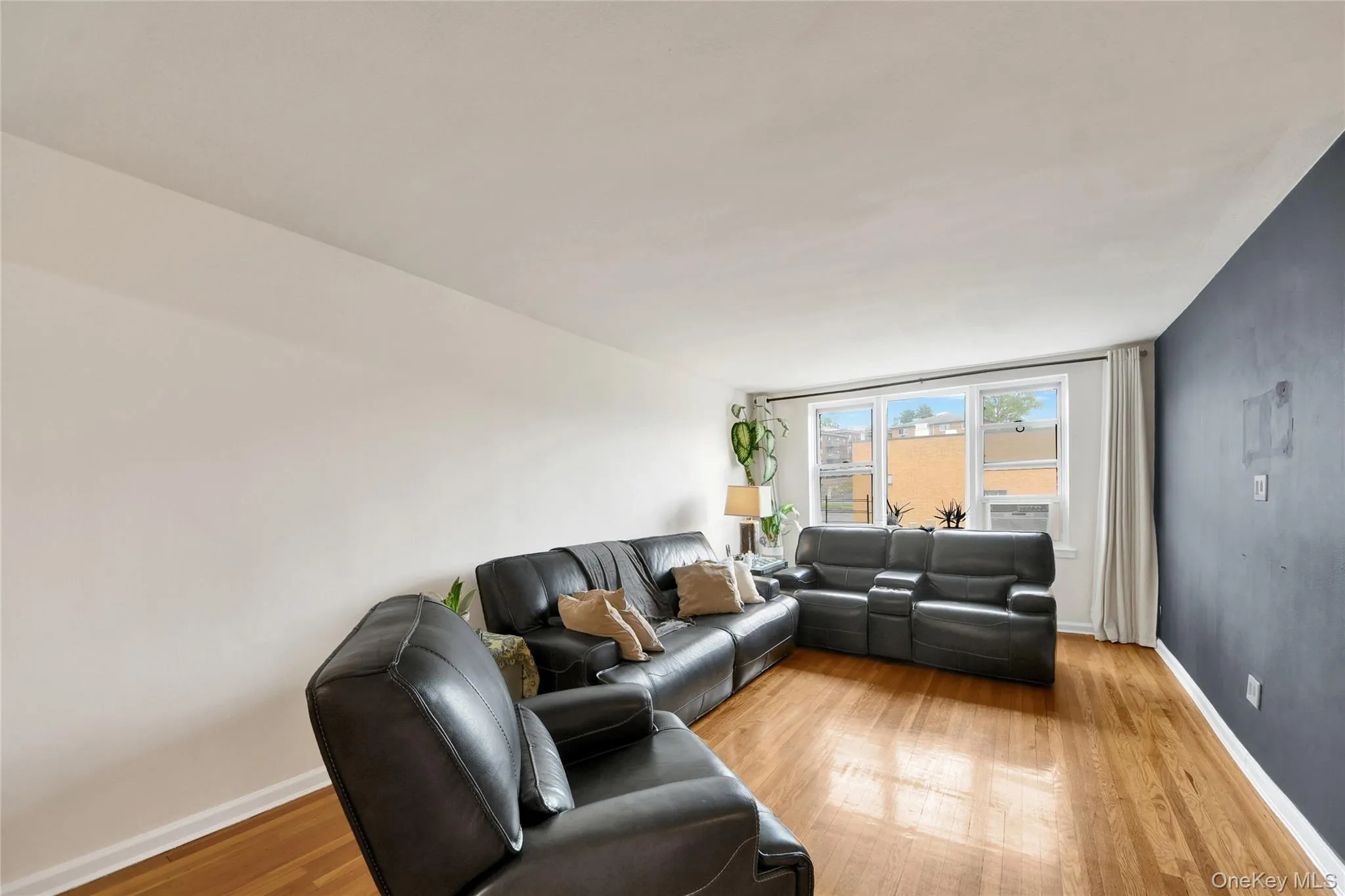 300 Broadway, Yonkers, NY, 2 Bedrooms Bedrooms, 5 Rooms Rooms,1 BathroomBathrooms,Residential,For Rent,Broadway,0,998583 300 Broadway, Yonkers, NY, 2 Bedrooms Bedrooms, 5 Rooms Rooms,1 BathroomBathrooms,Residential,For Rent,Broadway,0,998583