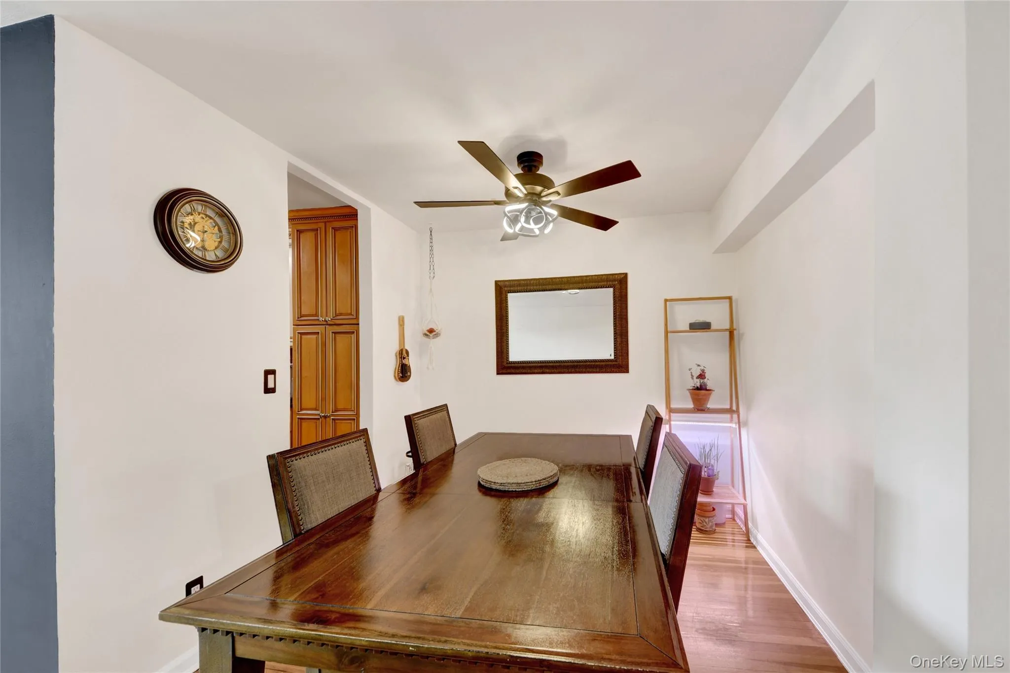 300 Broadway, Yonkers, NY, 2 Bedrooms Bedrooms, 5 Rooms Rooms,1 BathroomBathrooms,Residential,For Rent,Broadway,0,998583 300 Broadway, Yonkers, NY, 2 Bedrooms Bedrooms, 5 Rooms Rooms,1 BathroomBathrooms,Residential,For Rent,Broadway,0,998583