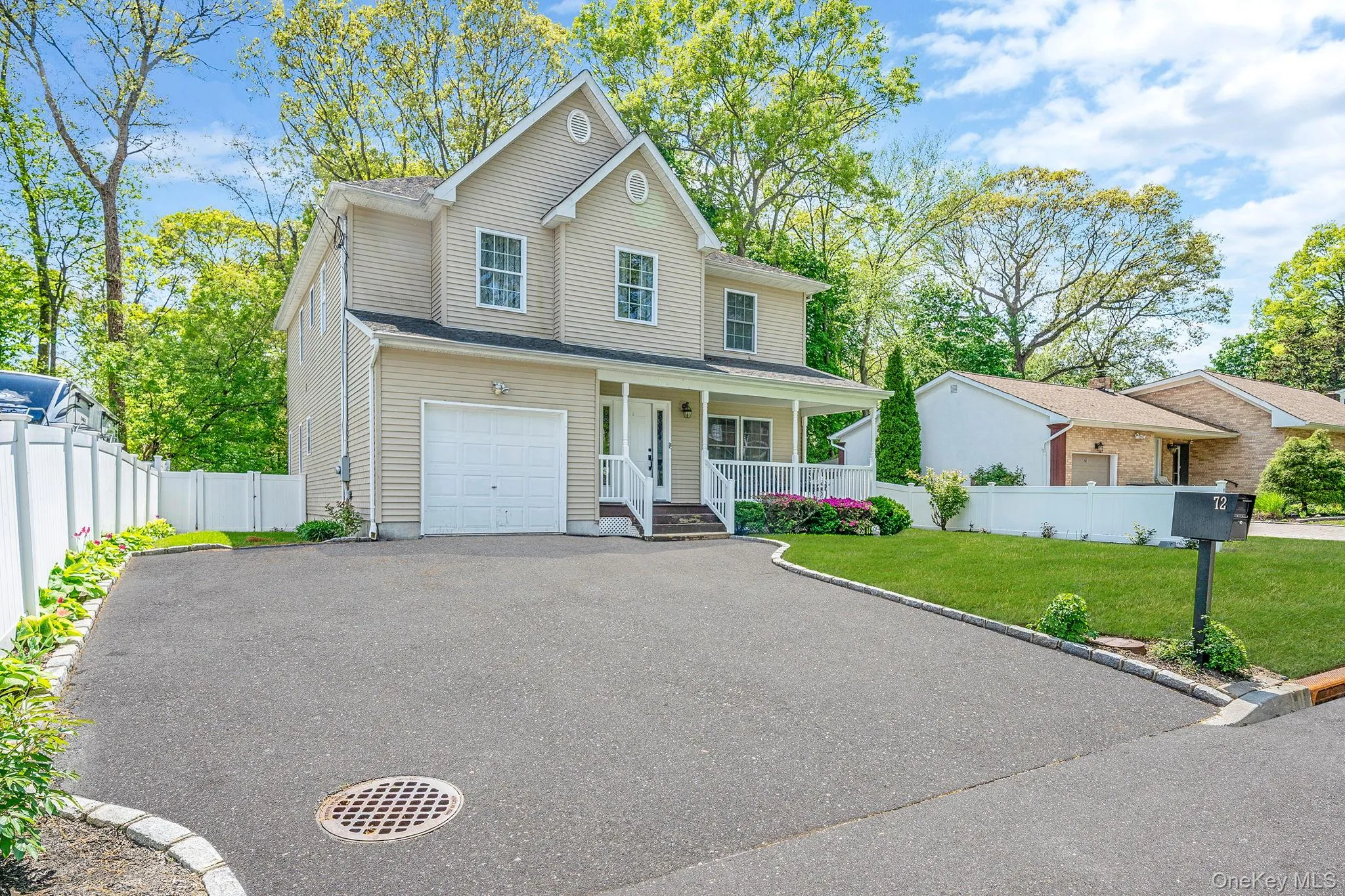 72 Rushmore Street, Huntington, NY, 4 Bedrooms Bedrooms, 8 Rooms Rooms,2 BathroomsBathrooms,Residential,For Rent,Rushmore,0,998588 72 Rushmore Street, Huntington, NY, 4 Bedrooms Bedrooms, 8 Rooms Rooms,2 BathroomsBathrooms,Residential,For Rent,Rushmore,0,998588