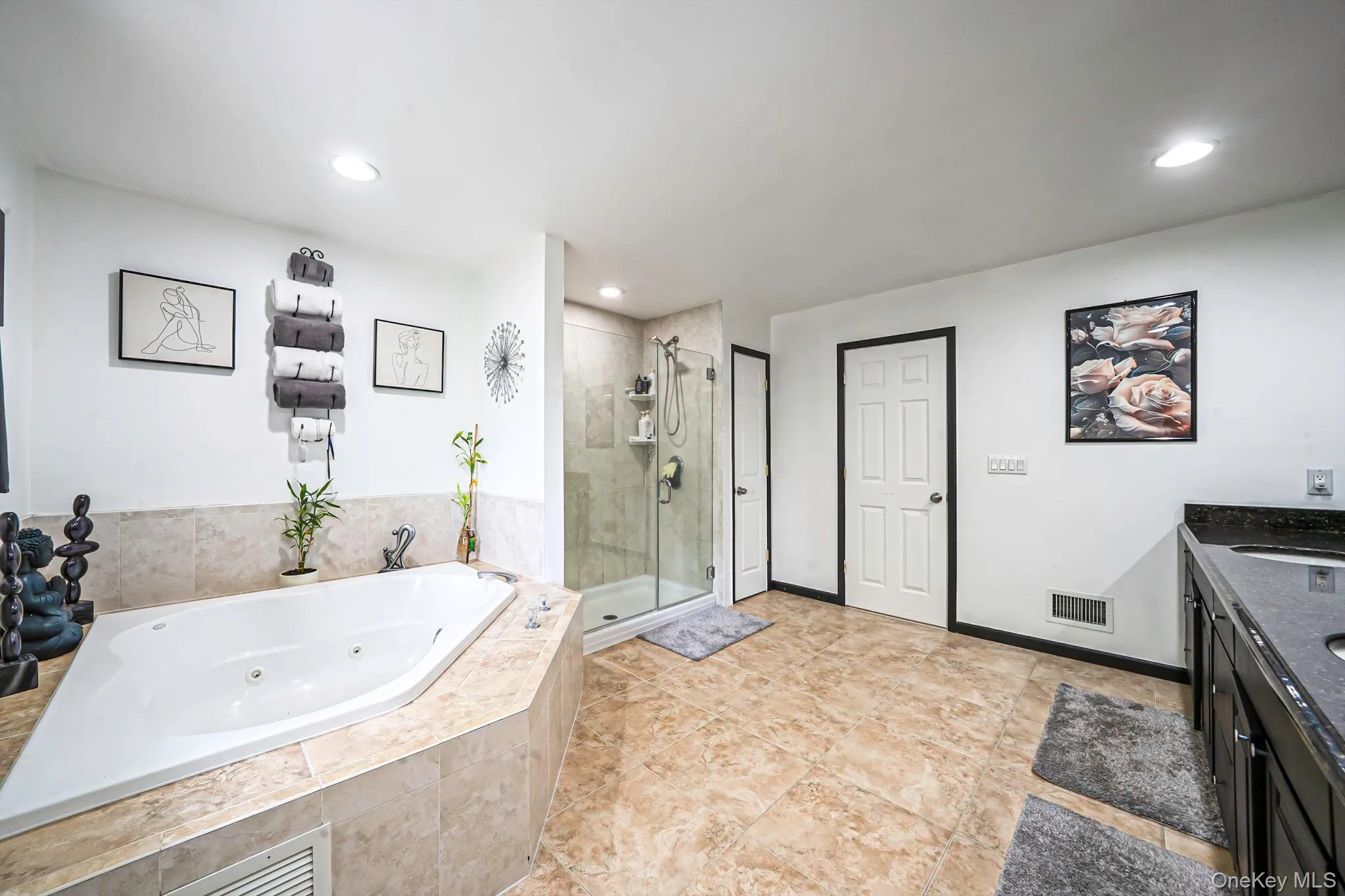 72 Rushmore Street, Huntington, NY, 4 Bedrooms Bedrooms, 8 Rooms Rooms,2 BathroomsBathrooms,Residential,For Rent,Rushmore,0,998588 72 Rushmore Street, Huntington, NY, 4 Bedrooms Bedrooms, 8 Rooms Rooms,2 BathroomsBathrooms,Residential,For Rent,Rushmore,0,998588