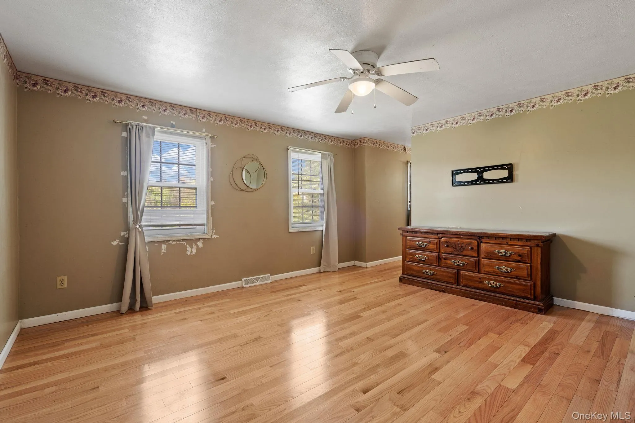 4 Brook Court, Montgomery, NY, 3 Bedrooms Bedrooms, 10 Rooms Rooms,3 BathroomsBathrooms,Residential,For Rent,Brook,0,998593 4 Brook Court, Montgomery, NY, 3 Bedrooms Bedrooms, 10 Rooms Rooms,3 BathroomsBathrooms,Residential,For Rent,Brook,0,998593