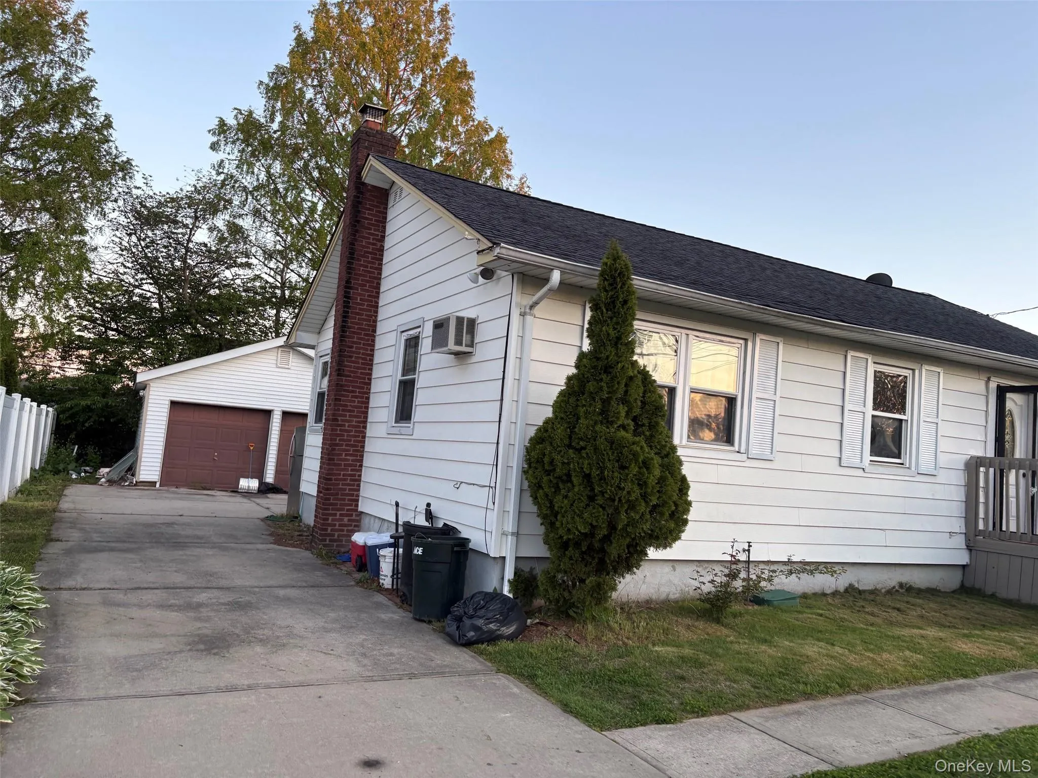 811 9th Street, West Babylon, NY, 3 Bedrooms Bedrooms, 6 Rooms Rooms,1 BathroomBathrooms,Residential Sale,For Rent,9th,0,998595 811 9th Street, West Babylon, NY, 3 Bedrooms Bedrooms, 6 Rooms Rooms,1 BathroomBathrooms,Residential Sale,For Rent,9th,0,998595