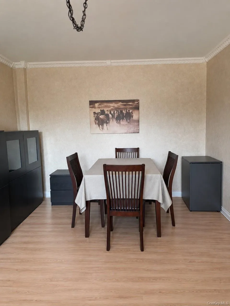 8455 Daniels Street, New York, NY, 1 Bedroom Bedrooms, 3 Rooms Rooms,1 BathroomBathrooms,Residential Lease,For Rent,Daniels,0,998607 8455 Daniels Street, New York, NY, 1 Bedroom Bedrooms, 3 Rooms Rooms,1 BathroomBathrooms,Residential Lease,For Rent,Daniels,0,998607