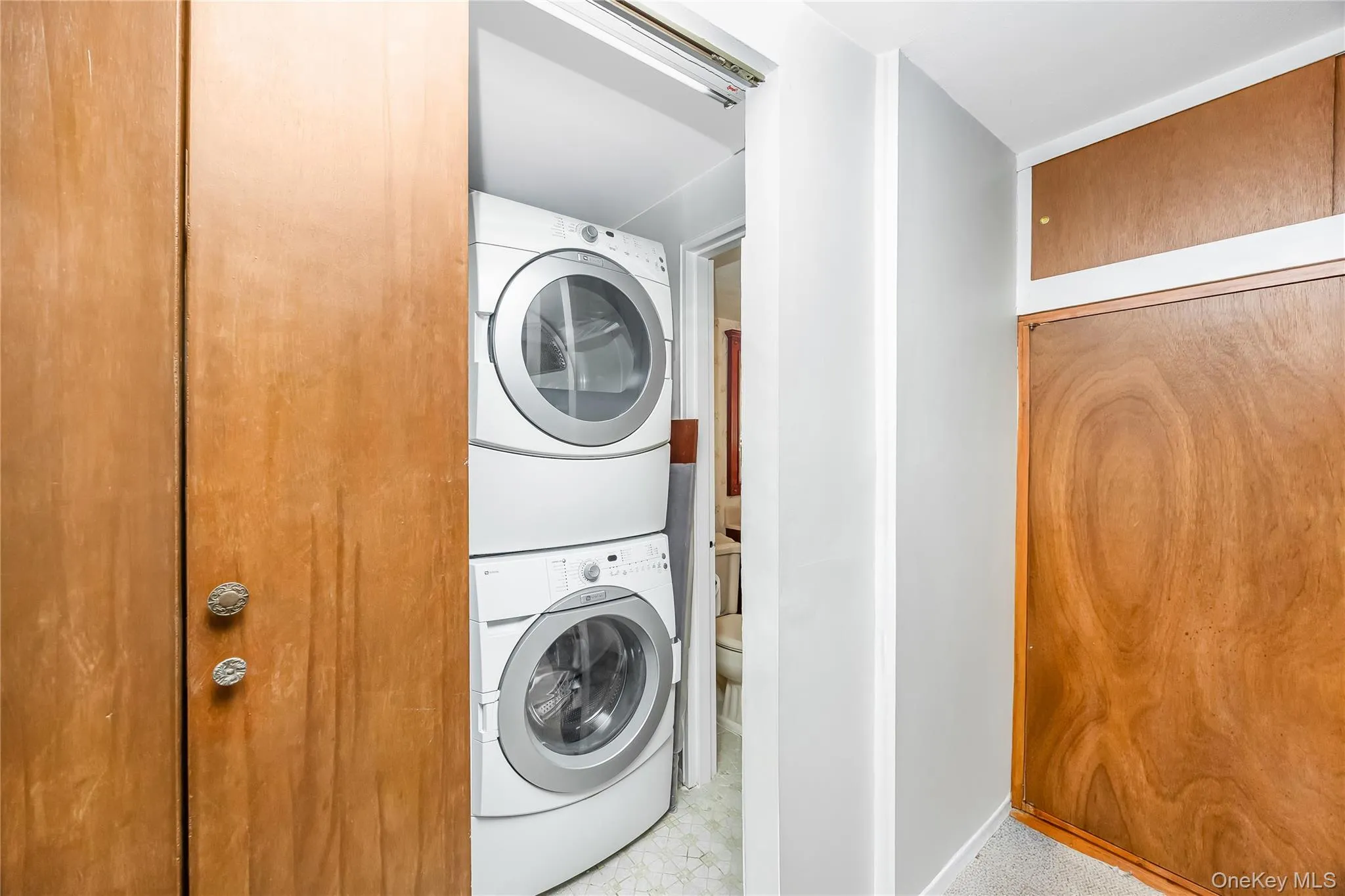 18 Tacoma Lane, Oyster Bay, NY, 4 Bedrooms Bedrooms, 7 Rooms Rooms,2 BathroomsBathrooms,Residential,For Rent,Tacoma,0,998608 18 Tacoma Lane, Oyster Bay, NY, 4 Bedrooms Bedrooms, 7 Rooms Rooms,2 BathroomsBathrooms,Residential,For Rent,Tacoma,0,998608