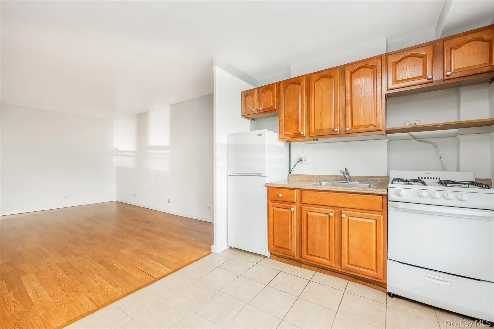97-40 62nd Drive, New York, NY, 3 Rooms Rooms,1 BathroomBathrooms,Residential Sale,For Rent,62nd,0,998619 97-40 62nd Drive, New York, NY, 3 Rooms Rooms,1 BathroomBathrooms,Residential Sale,For Rent,62nd,0,998619