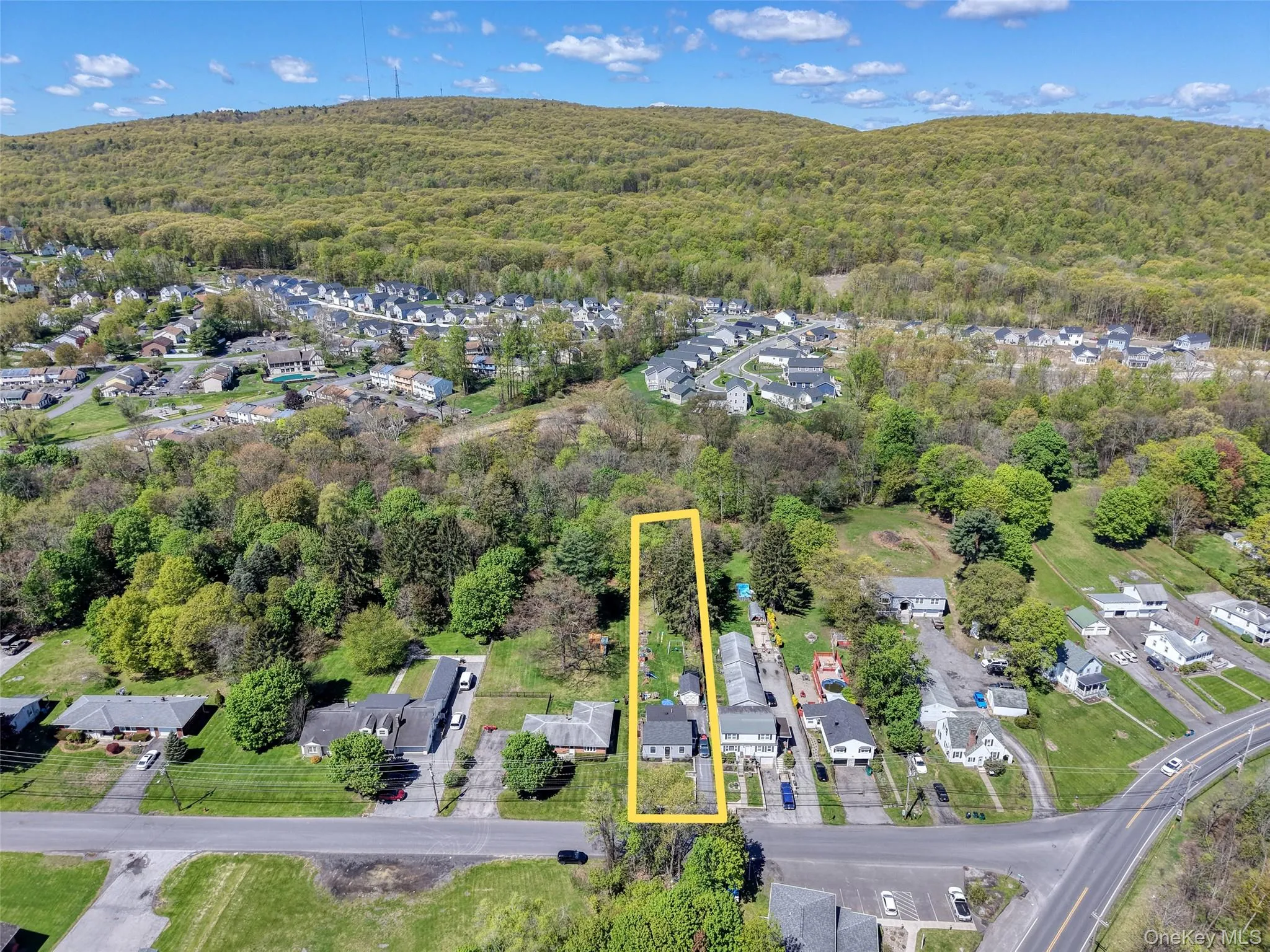 52 Phillips Avenue, Lloyd, NY, 4 Bedrooms Bedrooms, 6 Rooms Rooms,2 BathroomsBathrooms,Residential,For Rent,Phillips,0,998627 52 Phillips Avenue, Lloyd, NY, 4 Bedrooms Bedrooms, 6 Rooms Rooms,2 BathroomsBathrooms,Residential,For Rent,Phillips,0,998627