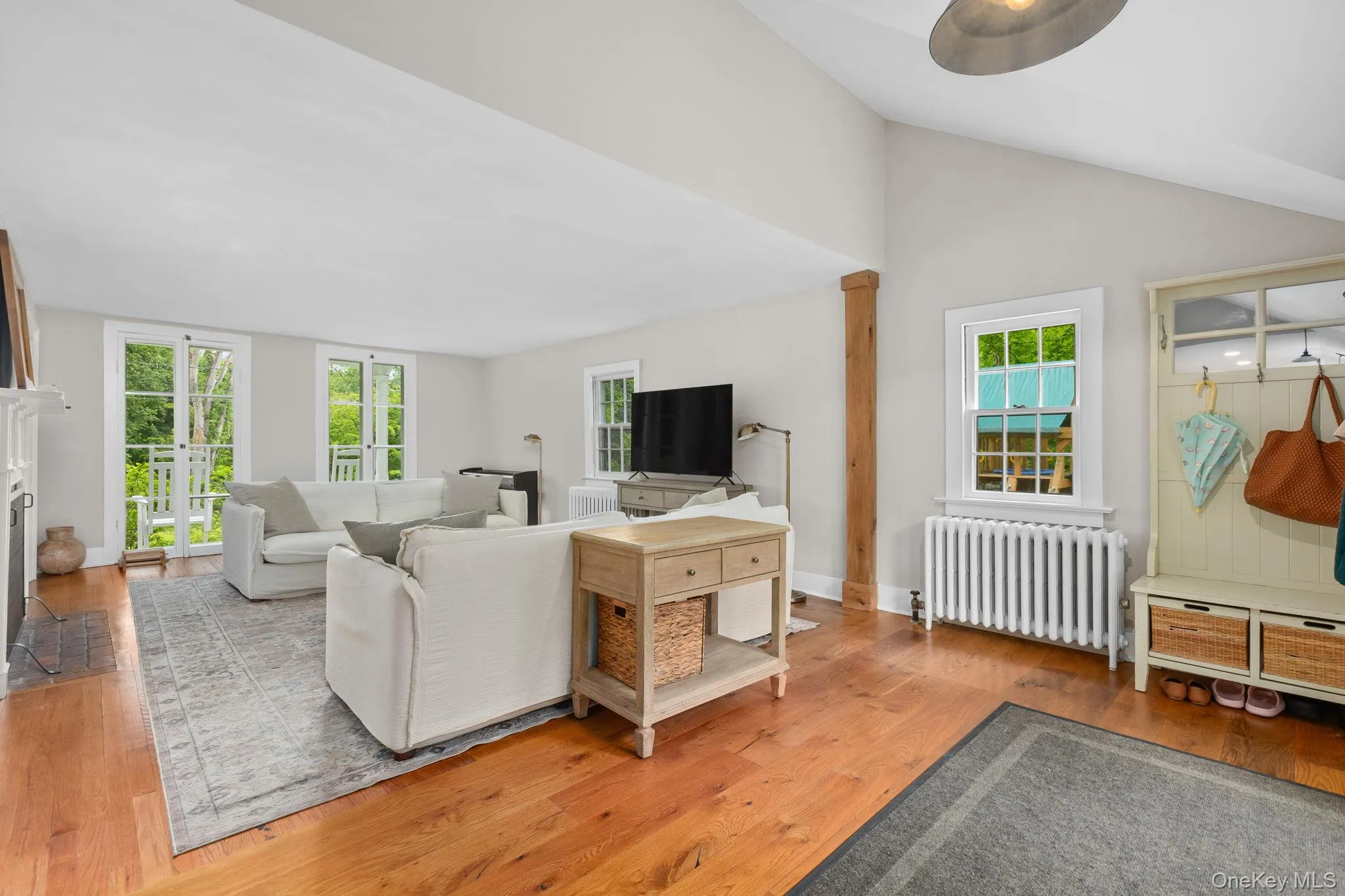 23 Pound Ridge Road, Pound Ridge, NY, 3 Bedrooms Bedrooms, 7 Rooms Rooms,2 BathroomsBathrooms,Residential,For Rent,Pound Ridge,0,998629 23 Pound Ridge Road, Pound Ridge, NY, 3 Bedrooms Bedrooms, 7 Rooms Rooms,2 BathroomsBathrooms,Residential,For Rent,Pound Ridge,0,998629