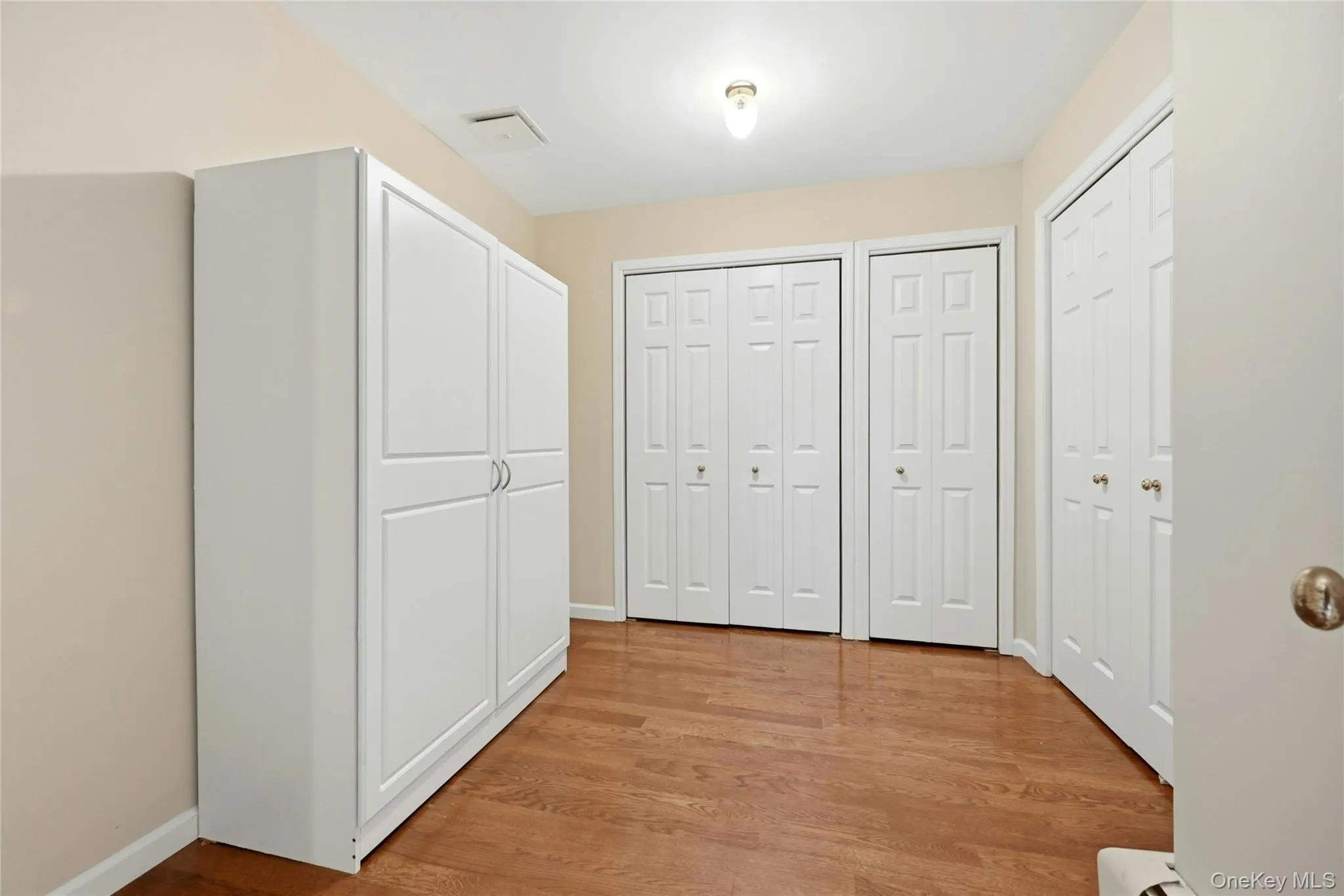 9 Oxford Court, Babylon, NY, 4 Bedrooms Bedrooms, 11 Rooms Rooms,3 BathroomsBathrooms,Residential,For Rent,Oxford,0,998630 9 Oxford Court, Babylon, NY, 4 Bedrooms Bedrooms, 11 Rooms Rooms,3 BathroomsBathrooms,Residential,For Rent,Oxford,0,998630