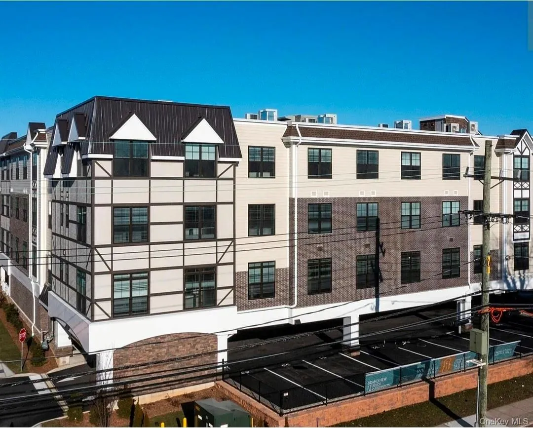 5 Freer Street, Hempstead, NY, 1 Bedroom Bedrooms, 3 Rooms Rooms,1 BathroomBathrooms,Residential Lease,For Rent,Freer Street,0,998631 5 Freer Street, Hempstead, NY, 1 Bedroom Bedrooms, 3 Rooms Rooms,1 BathroomBathrooms,Residential Lease,For Rent,Freer Street,0,998631