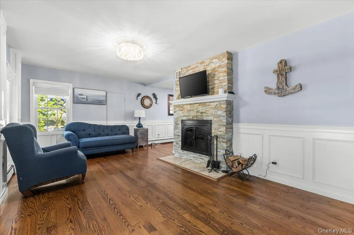 2968 Islip Court, Hempstead, NY, 5 Bedrooms Bedrooms, 10 Rooms Rooms,3 BathroomsBathrooms,Residential,For Rent,Islip,0,998636 2968 Islip Court, Hempstead, NY, 5 Bedrooms Bedrooms, 10 Rooms Rooms,3 BathroomsBathrooms,Residential,For Rent,Islip,0,998636