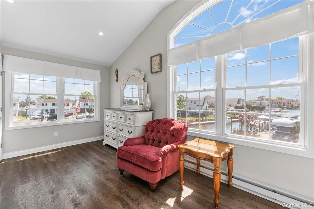 2968 Islip Court, Hempstead, NY, 5 Bedrooms Bedrooms, 10 Rooms Rooms,3 BathroomsBathrooms,Residential,For Rent,Islip,0,998636 2968 Islip Court, Hempstead, NY, 5 Bedrooms Bedrooms, 10 Rooms Rooms,3 BathroomsBathrooms,Residential,For Rent,Islip,0,998636
