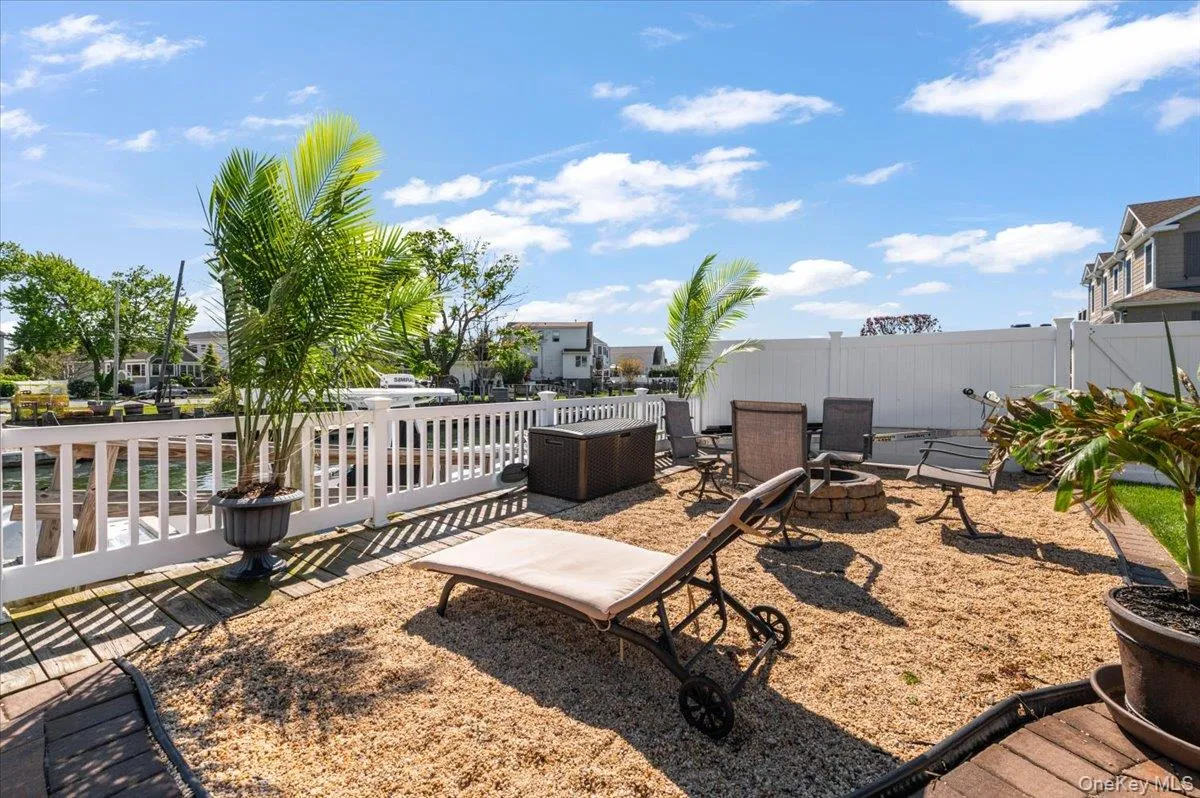 2968 Islip Court, Hempstead, NY, 5 Bedrooms Bedrooms, 10 Rooms Rooms,3 BathroomsBathrooms,Residential,For Rent,Islip,0,998636 2968 Islip Court, Hempstead, NY, 5 Bedrooms Bedrooms, 10 Rooms Rooms,3 BathroomsBathrooms,Residential,For Rent,Islip,0,998636