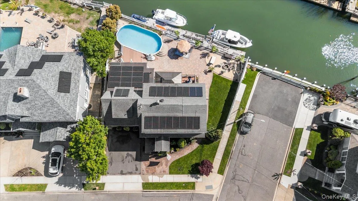 2968 Islip Court, Hempstead, NY, 5 Bedrooms Bedrooms, 10 Rooms Rooms,3 BathroomsBathrooms,Residential,For Rent,Islip,0,998636 2968 Islip Court, Hempstead, NY, 5 Bedrooms Bedrooms, 10 Rooms Rooms,3 BathroomsBathrooms,Residential,For Rent,Islip,0,998636