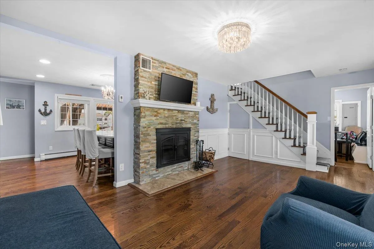 2968 Islip Court, Hempstead, NY, 5 Bedrooms Bedrooms, 10 Rooms Rooms,3 BathroomsBathrooms,Residential,For Rent,Islip,0,998636 2968 Islip Court, Hempstead, NY, 5 Bedrooms Bedrooms, 10 Rooms Rooms,3 BathroomsBathrooms,Residential,For Rent,Islip,0,998636