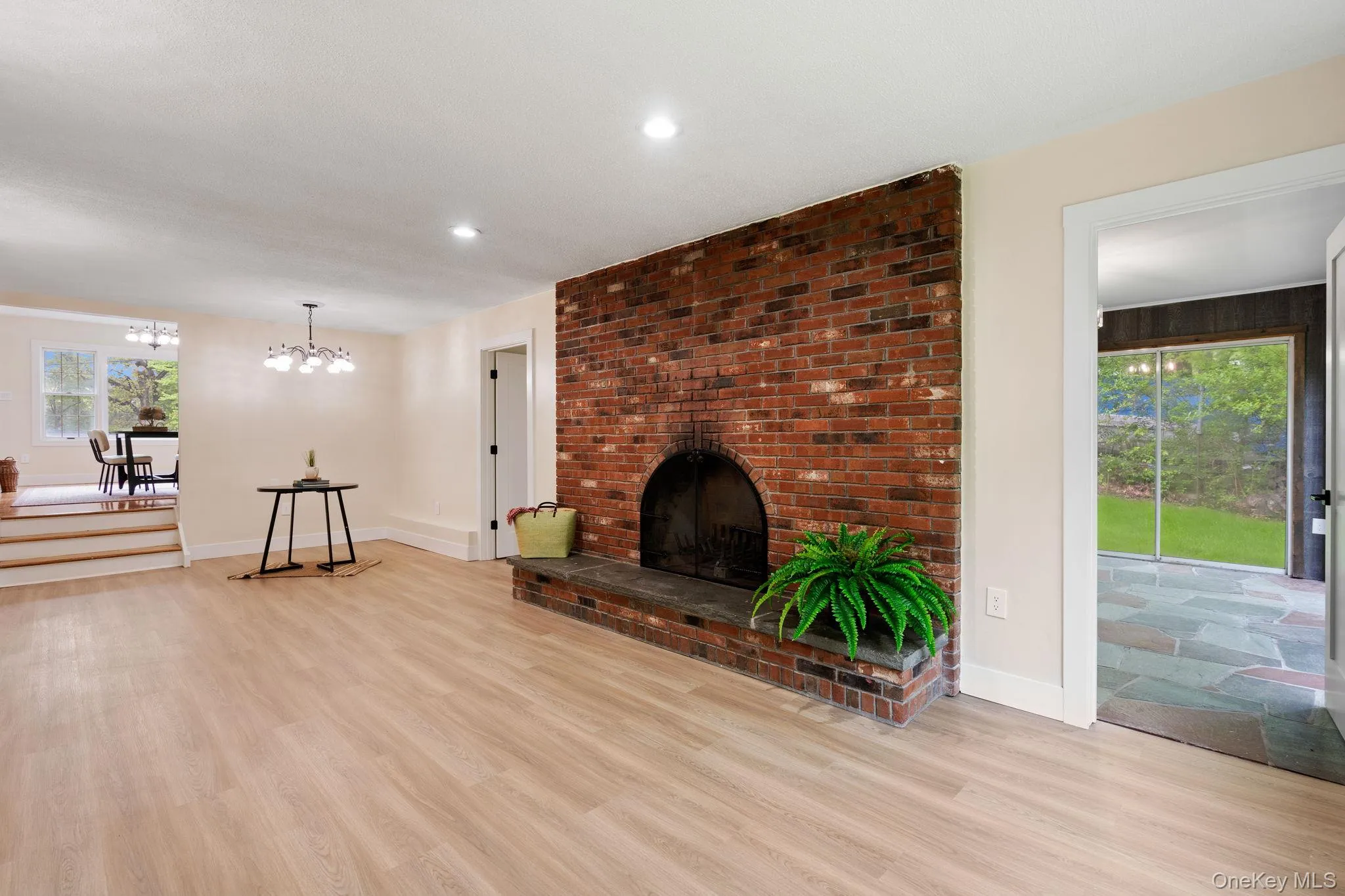 20 Park Circle Drive, Wallkill, NY, 4 Bedrooms Bedrooms, 9 Rooms Rooms,2 BathroomsBathrooms,Residential Sale,For Rent,Park Circle,0,998648 20 Park Circle Drive, Wallkill, NY, 4 Bedrooms Bedrooms, 9 Rooms Rooms,2 BathroomsBathrooms,Residential Sale,For Rent,Park Circle,0,998648